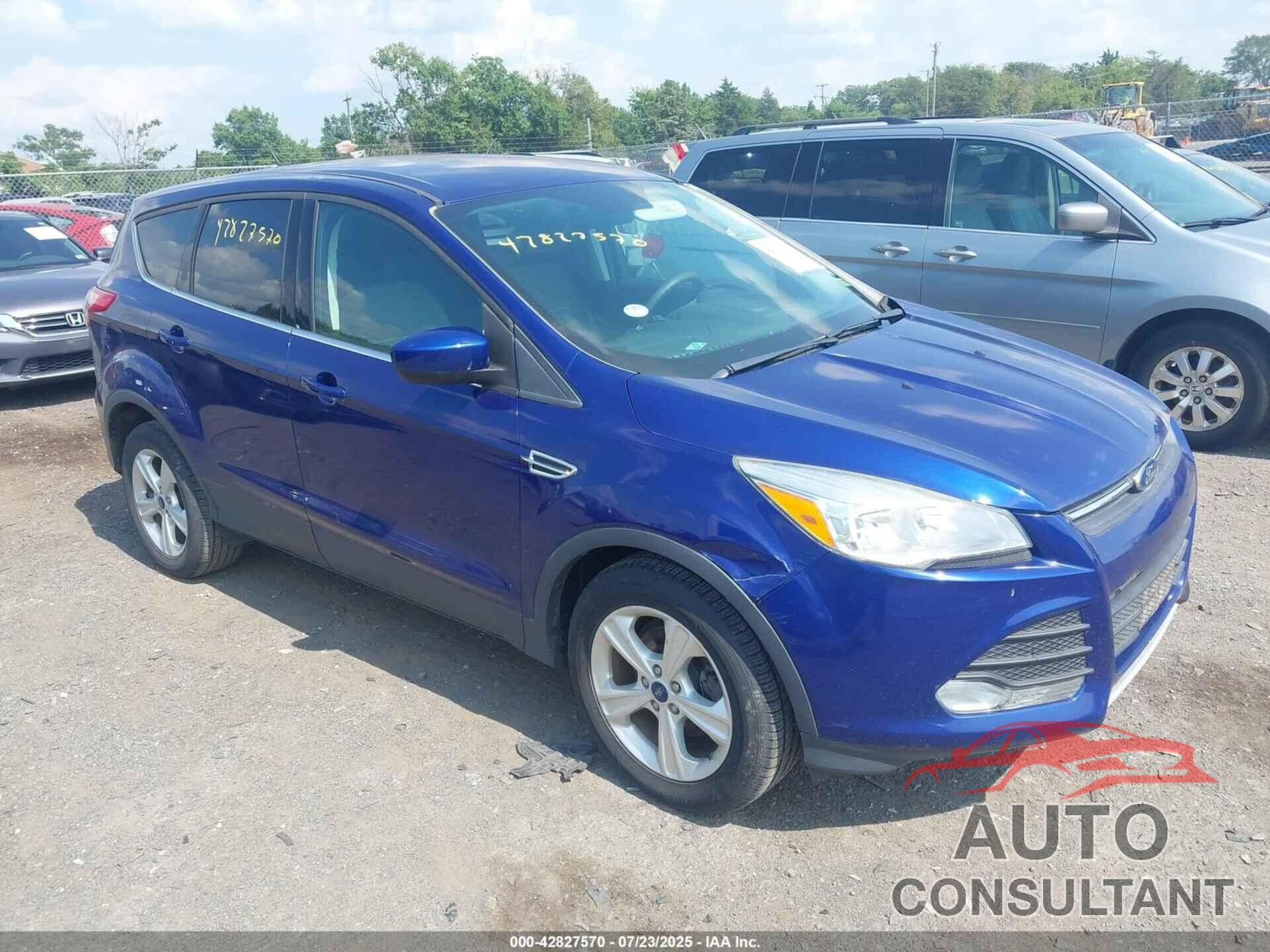 FORD ESCAPE 2015 - 1FMCU0GX4FUC03815