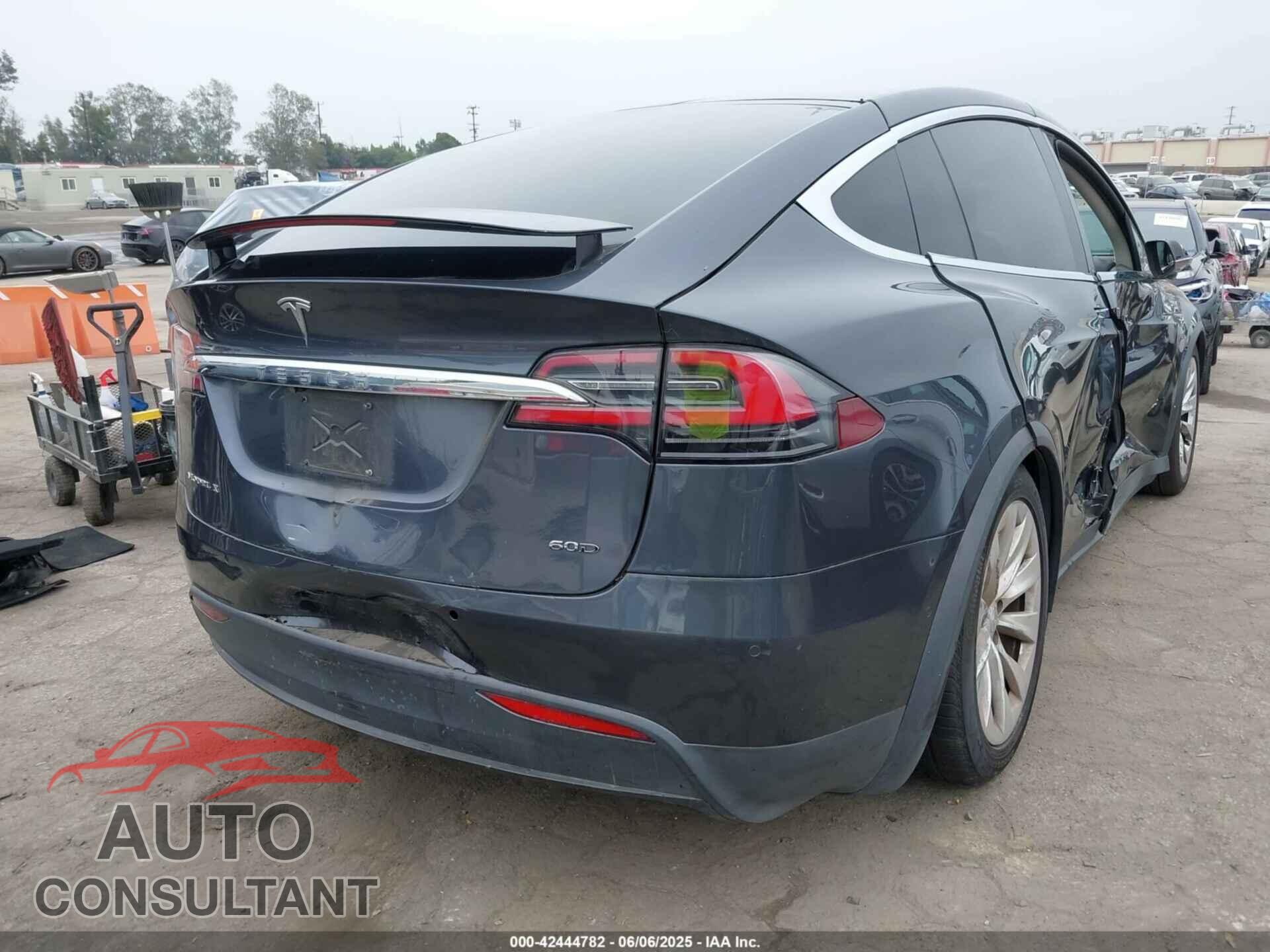 TESLA MODEL X 2016 - 5YJXCBE28GF019371