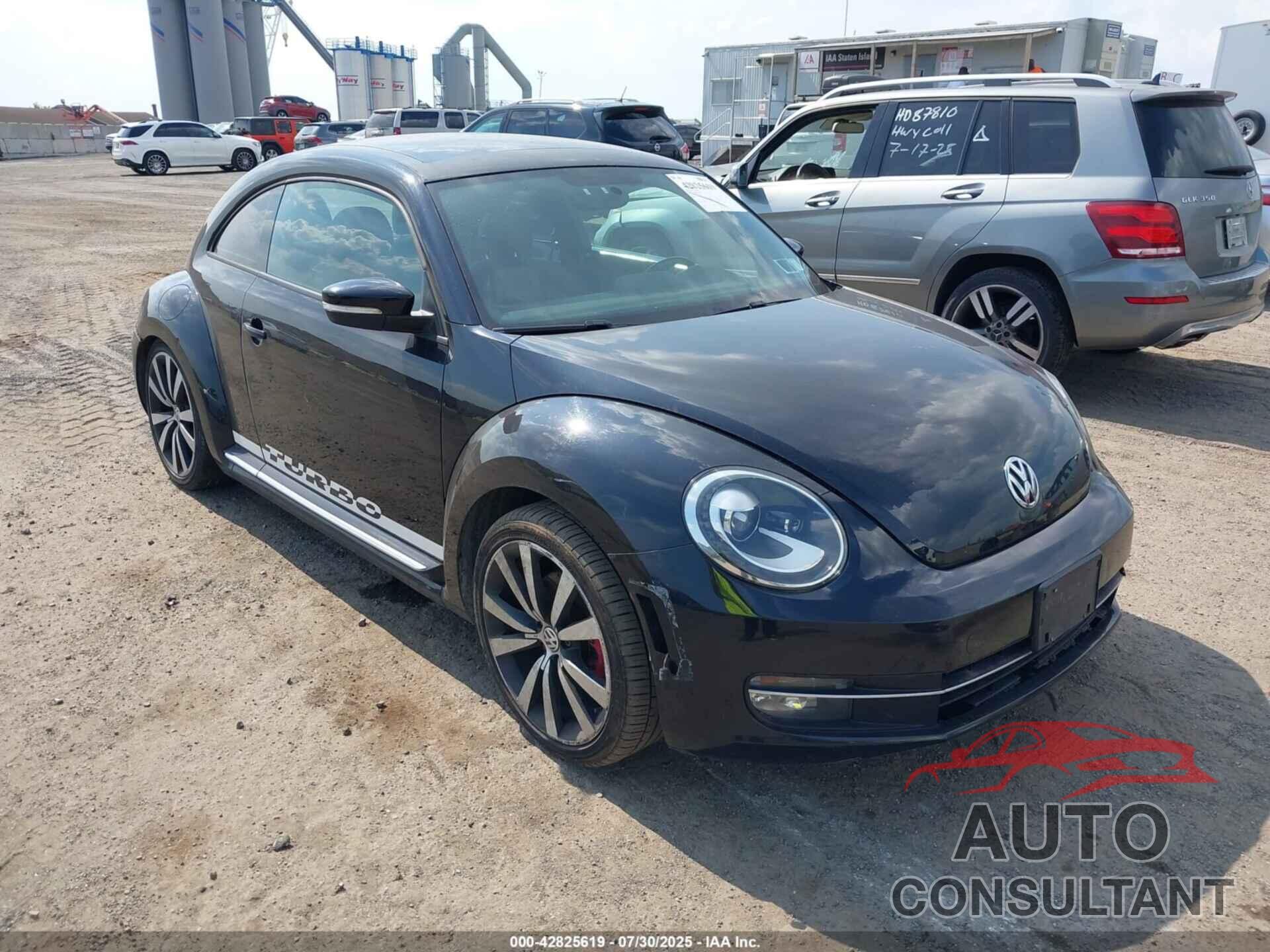 VOLKSWAGEN BEETLE 2012 - 3VWVA7AT3CM663128