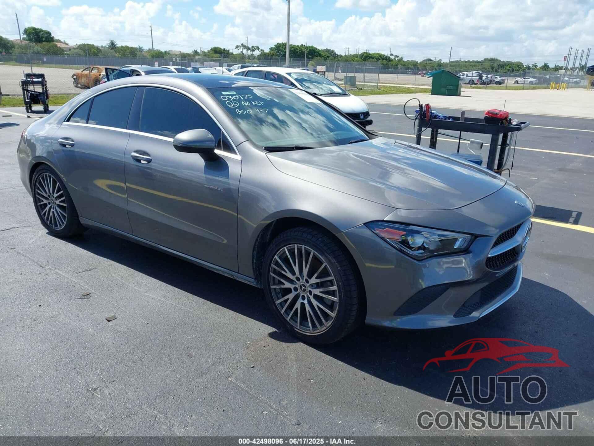 MERCEDES-BENZ CLA 250 2020 - WDD5J4HBXLN030975