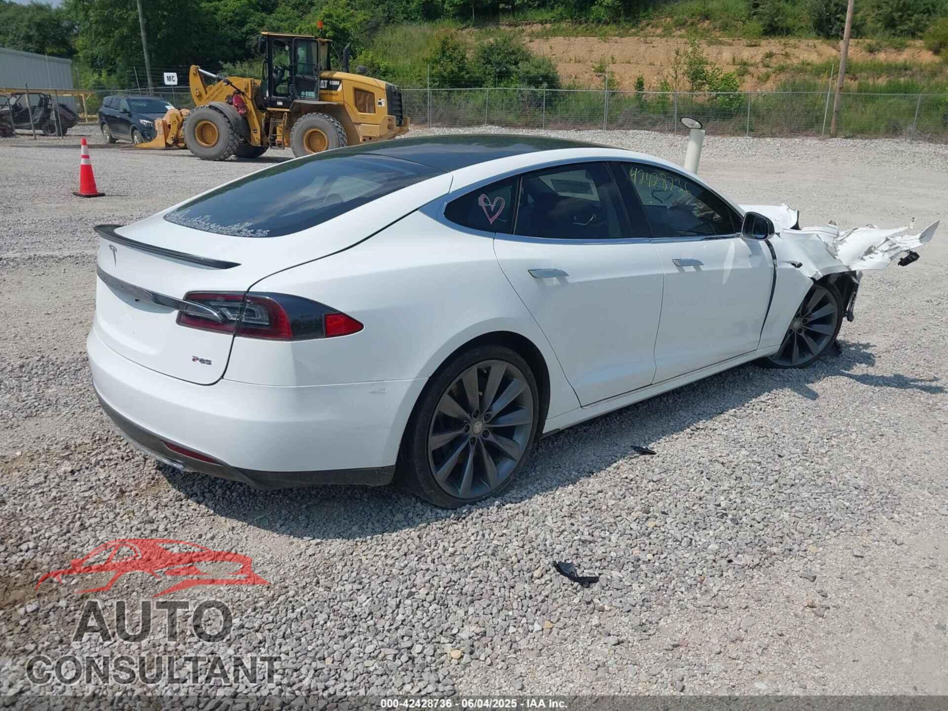 TESLA MODEL S 2013 - 5YJSA1DN6DFP16135