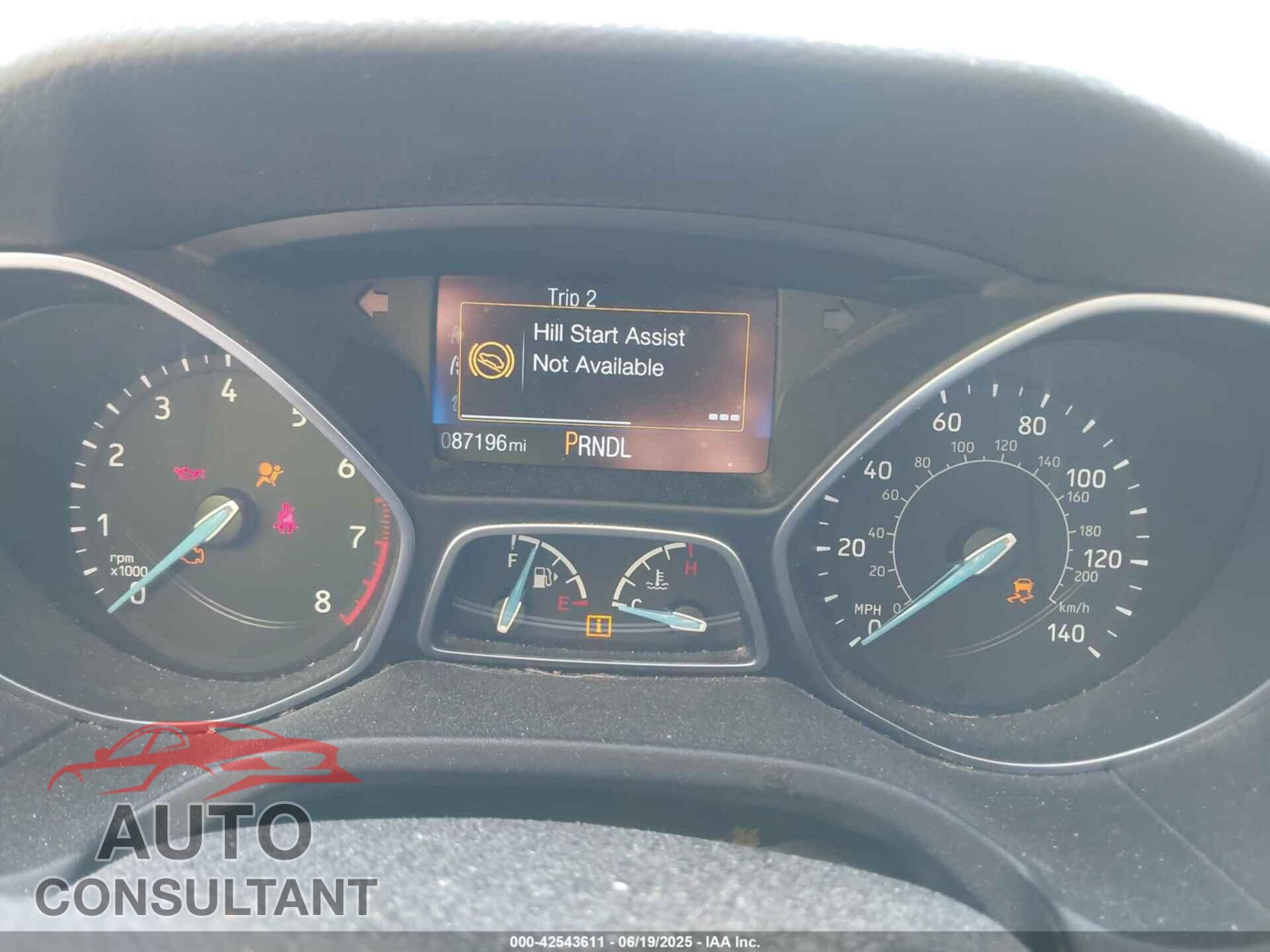 FORD FOCUS 2016 - 1FADP3E23GL288247