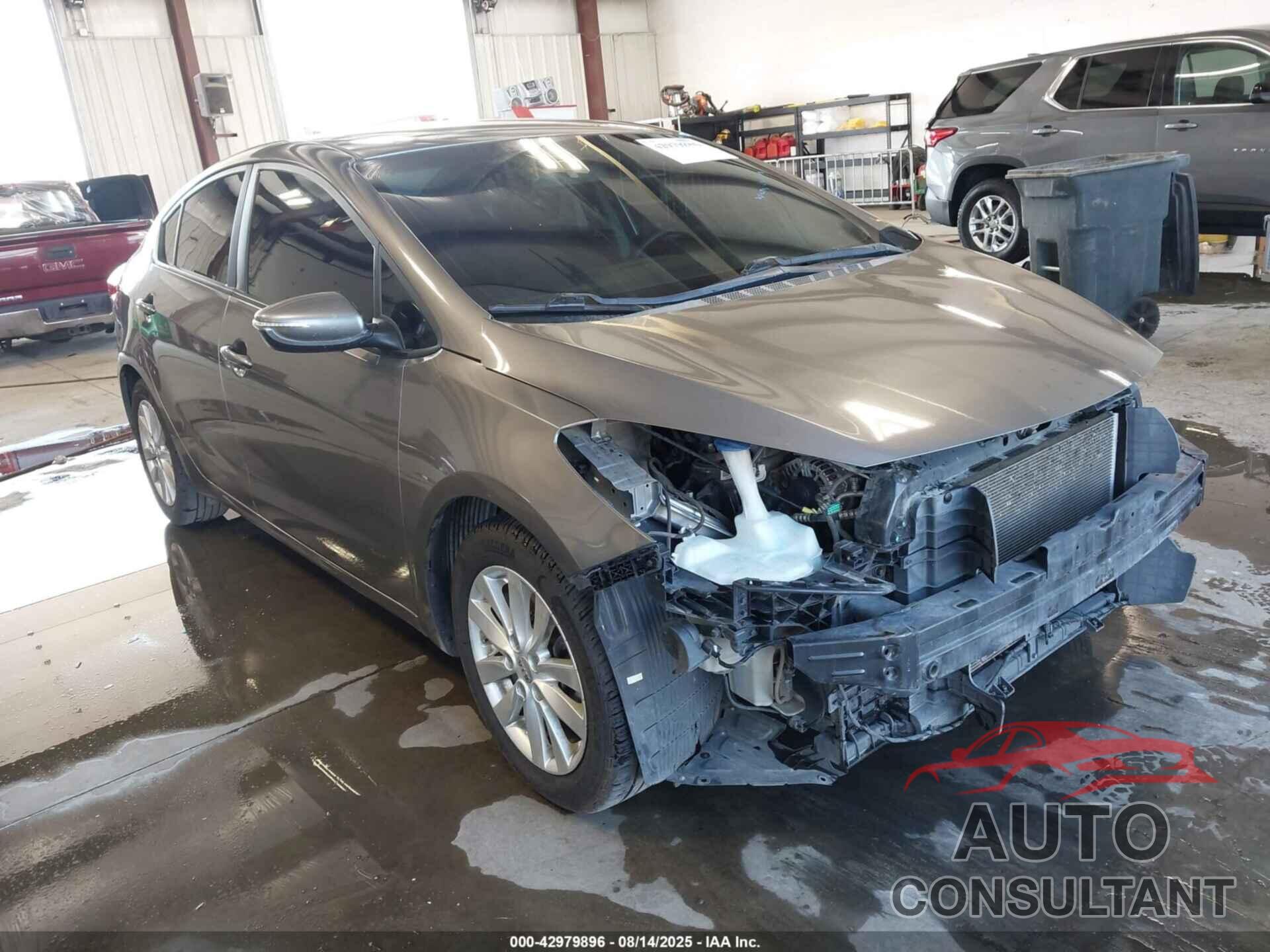KIA FORTE 2016 - KNAFX4A63G5508828