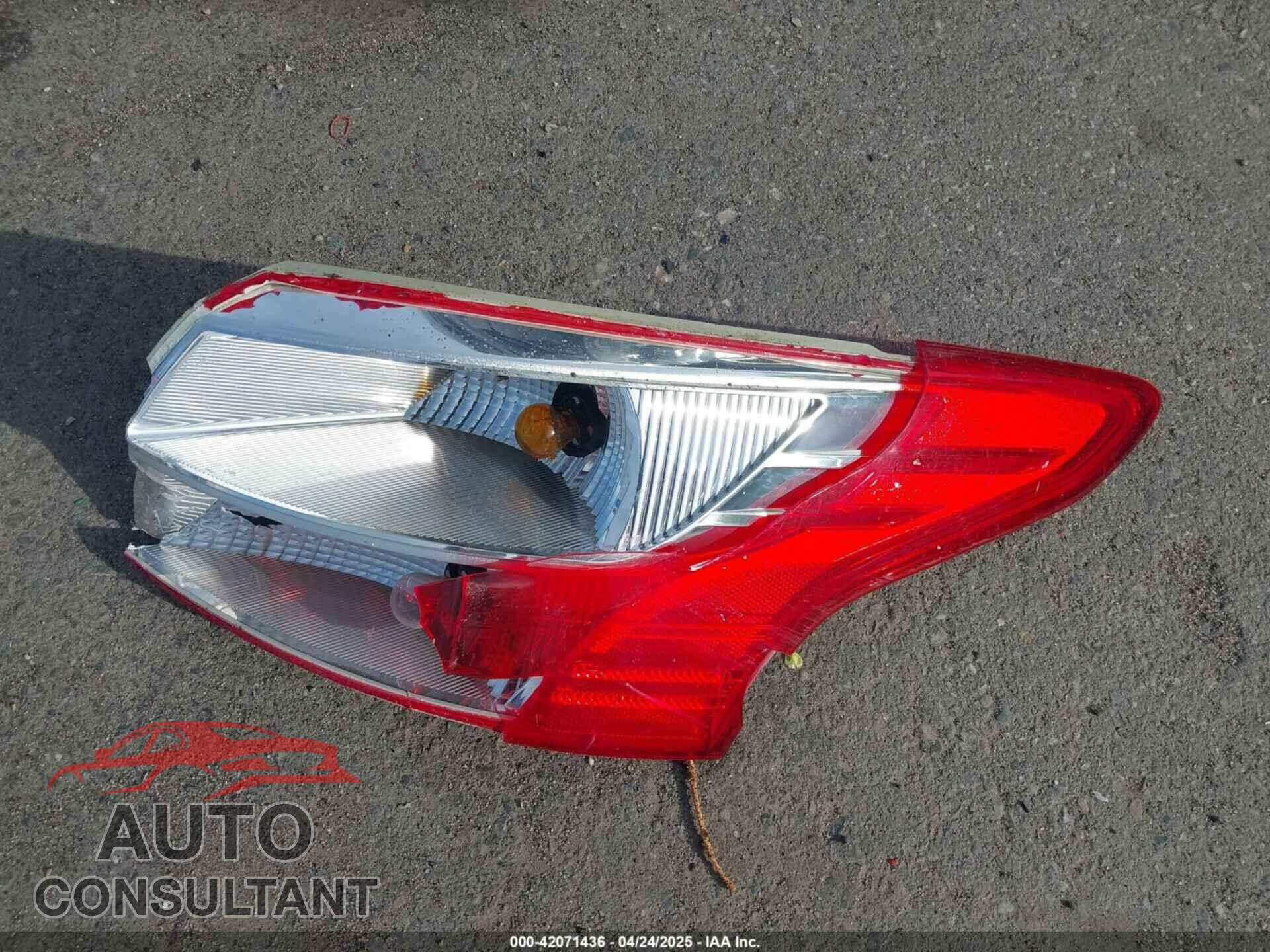 FORD FOCUS 2013 - 1FADP3F29DL338014