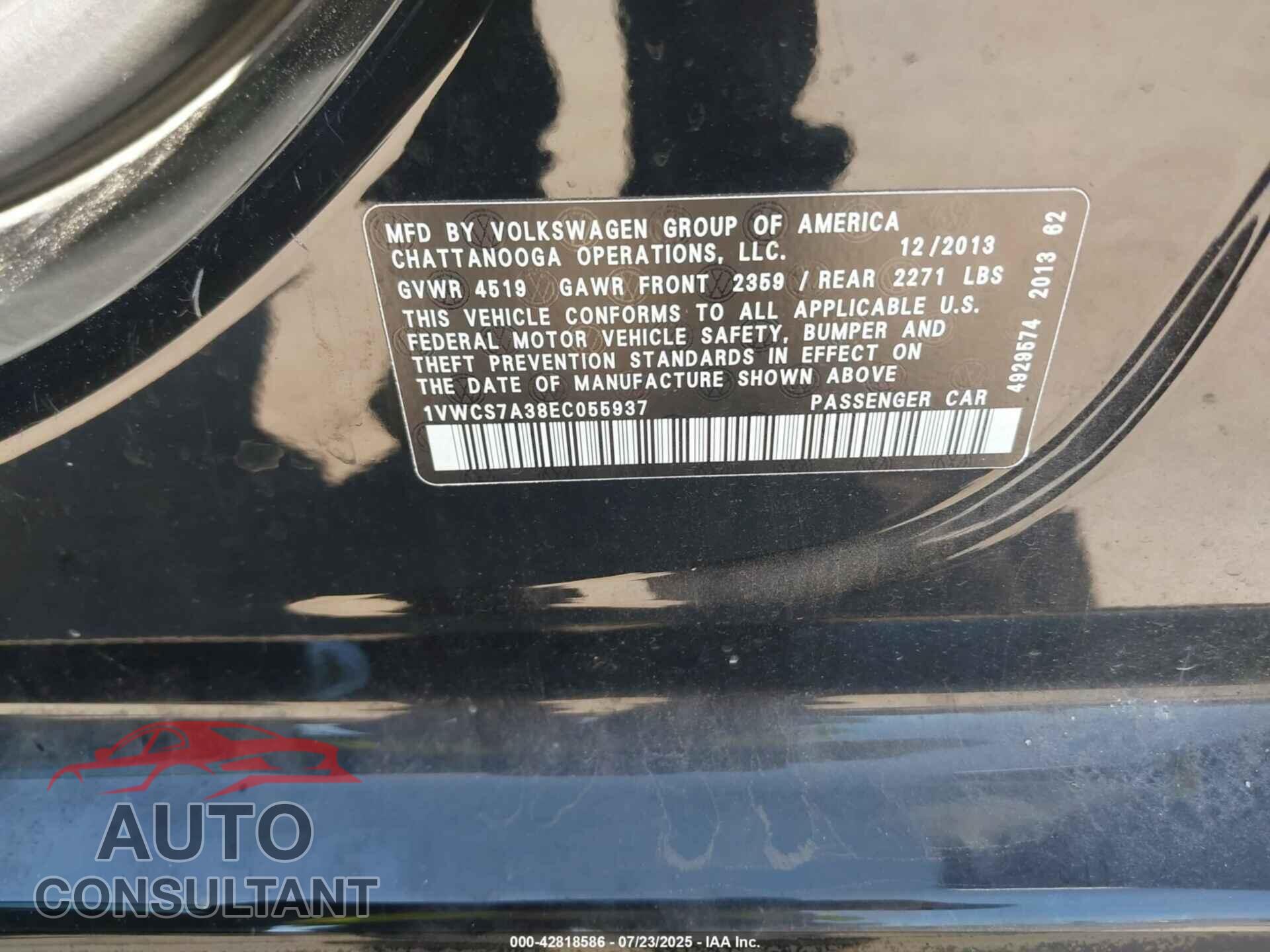 VOLKSWAGEN PASSAT 2014 - 1VWCS7A38EC055937