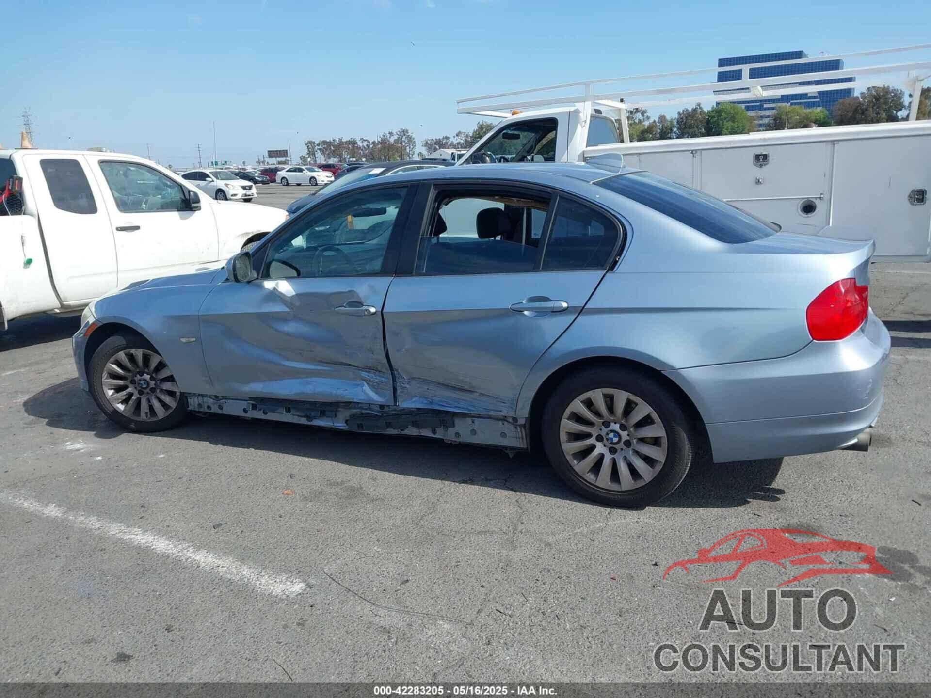 BMW 328I 2009 - WBAPH57599NL77641