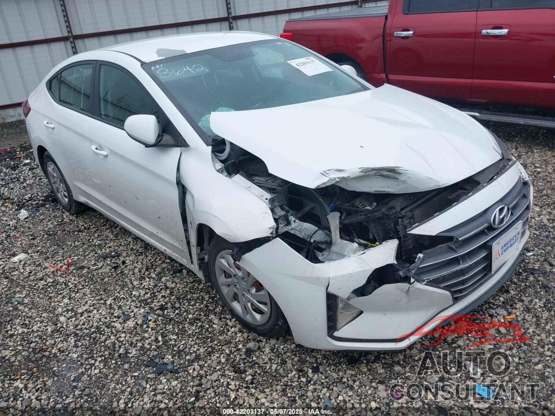 HYUNDAI ELANTRA 2019 - 5NPD74LF3KH467486