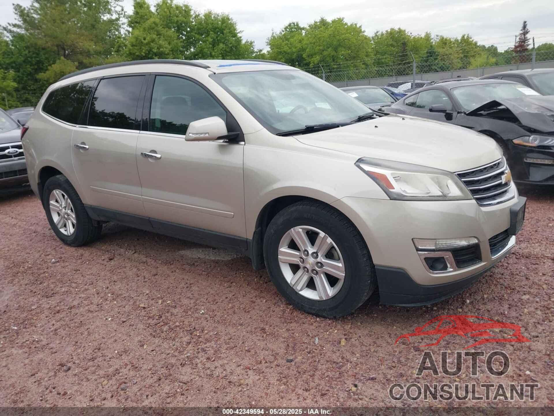 CHEVROLET TRAVERSE 2014 - 1GNKVHKD8EJ260468