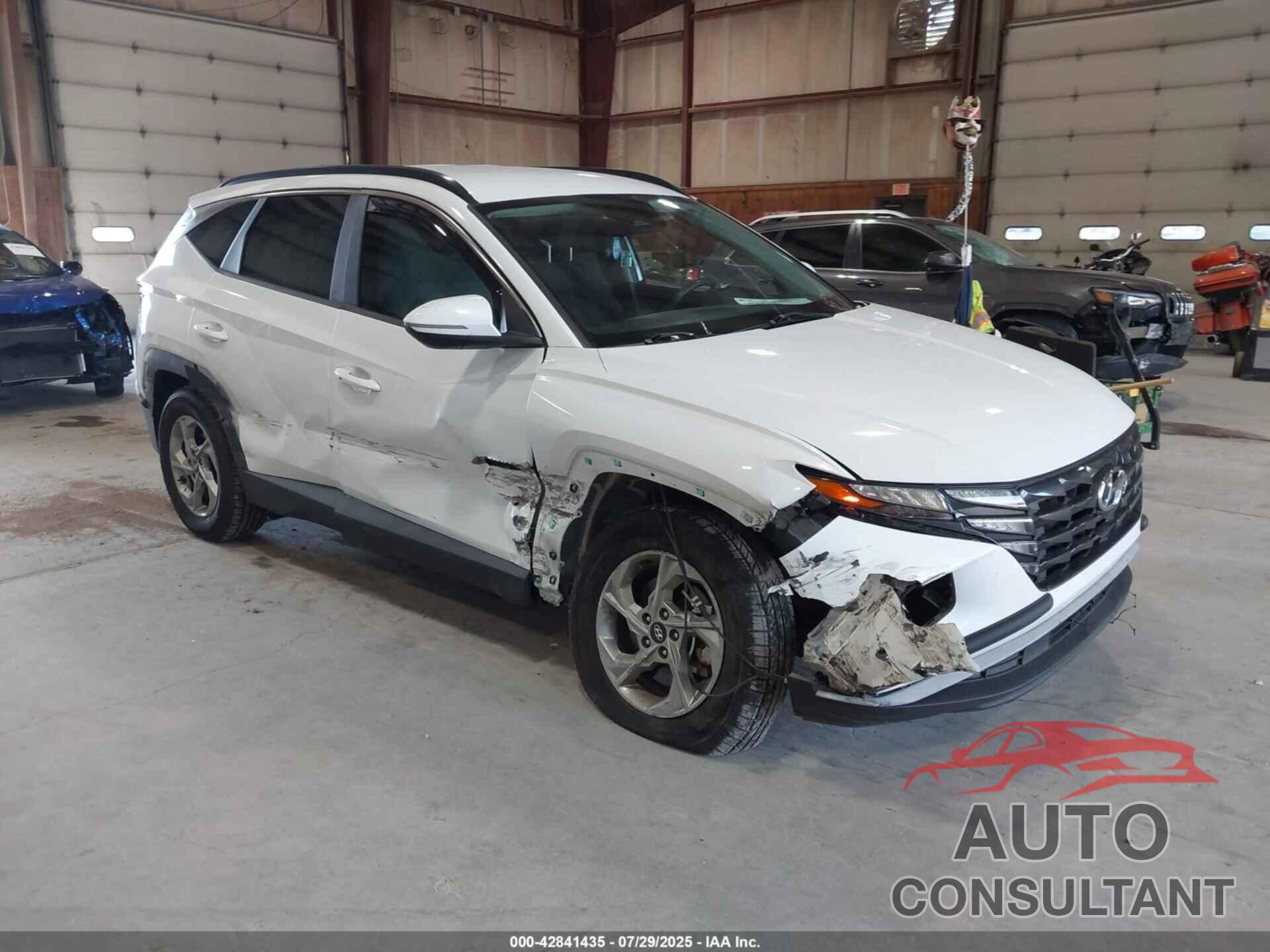 HYUNDAI TUCSON 2022 - 5NMJBCAE8NH027917