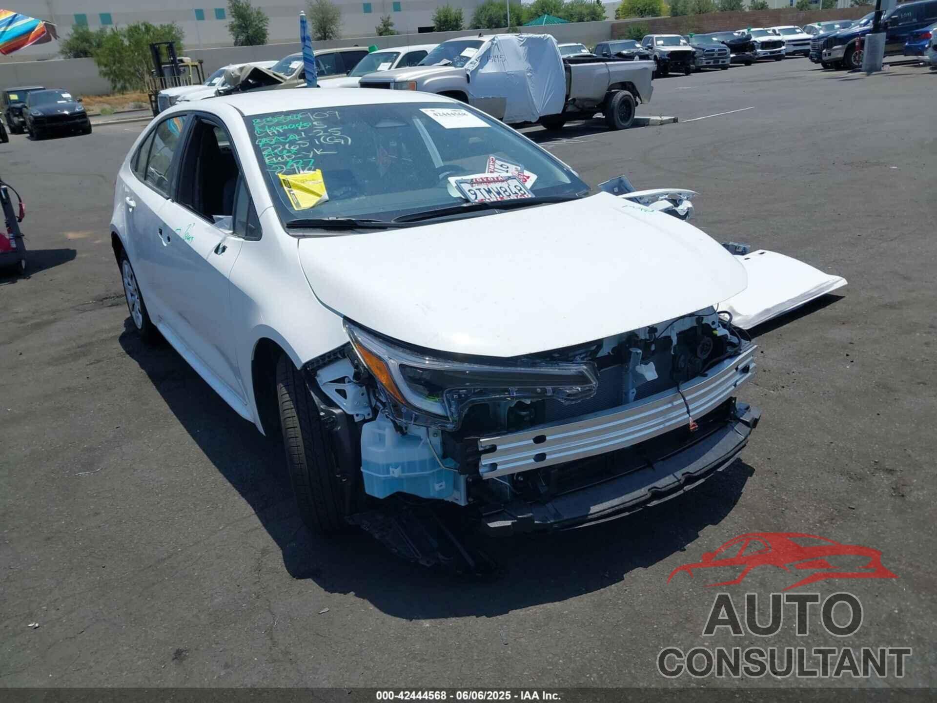 TOYOTA COROLLA 2025 - JTDBCMFE8S3090705