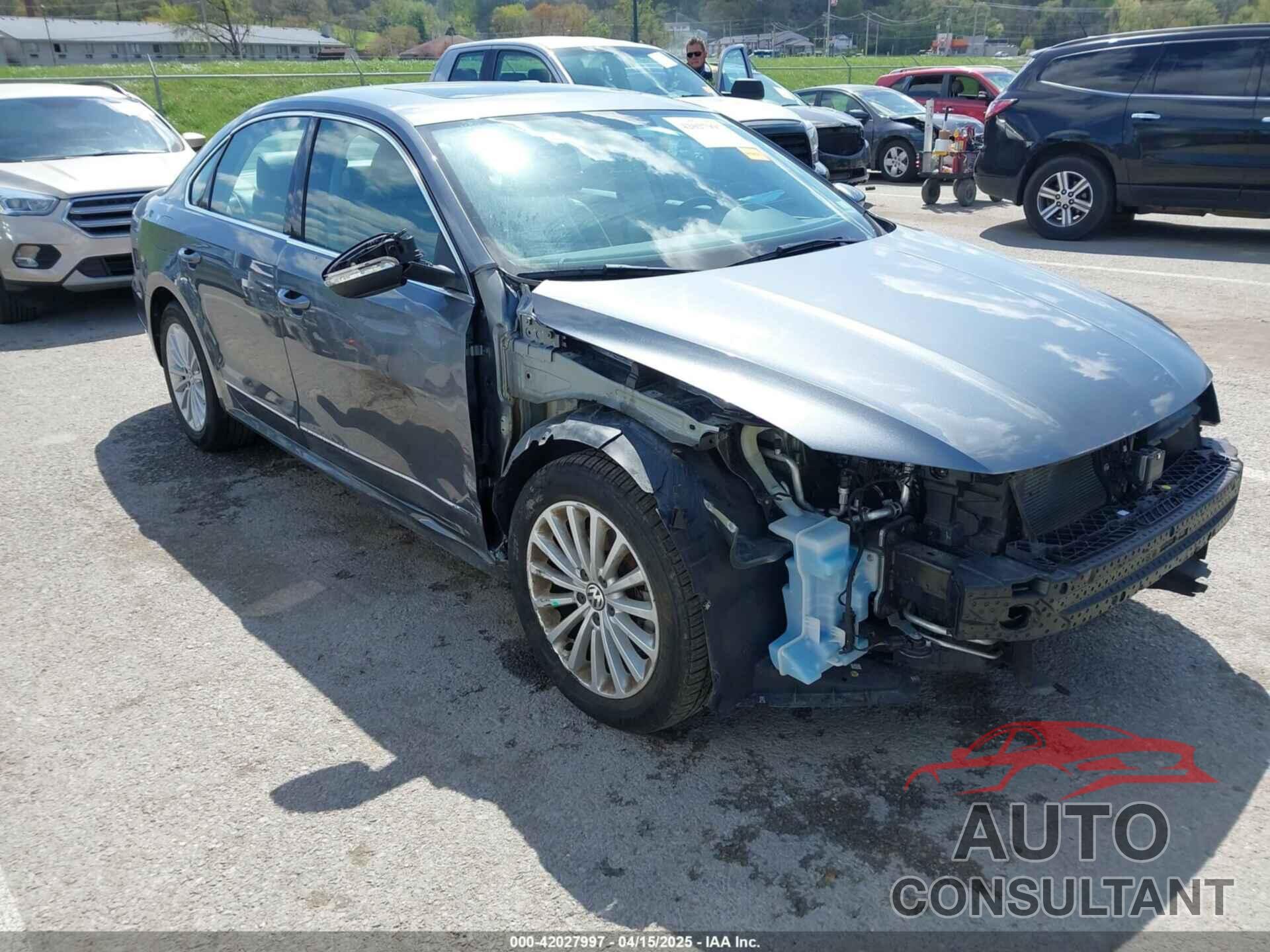 VOLKSWAGEN PASSAT 2017 - 1VWBT7A3XHC015940