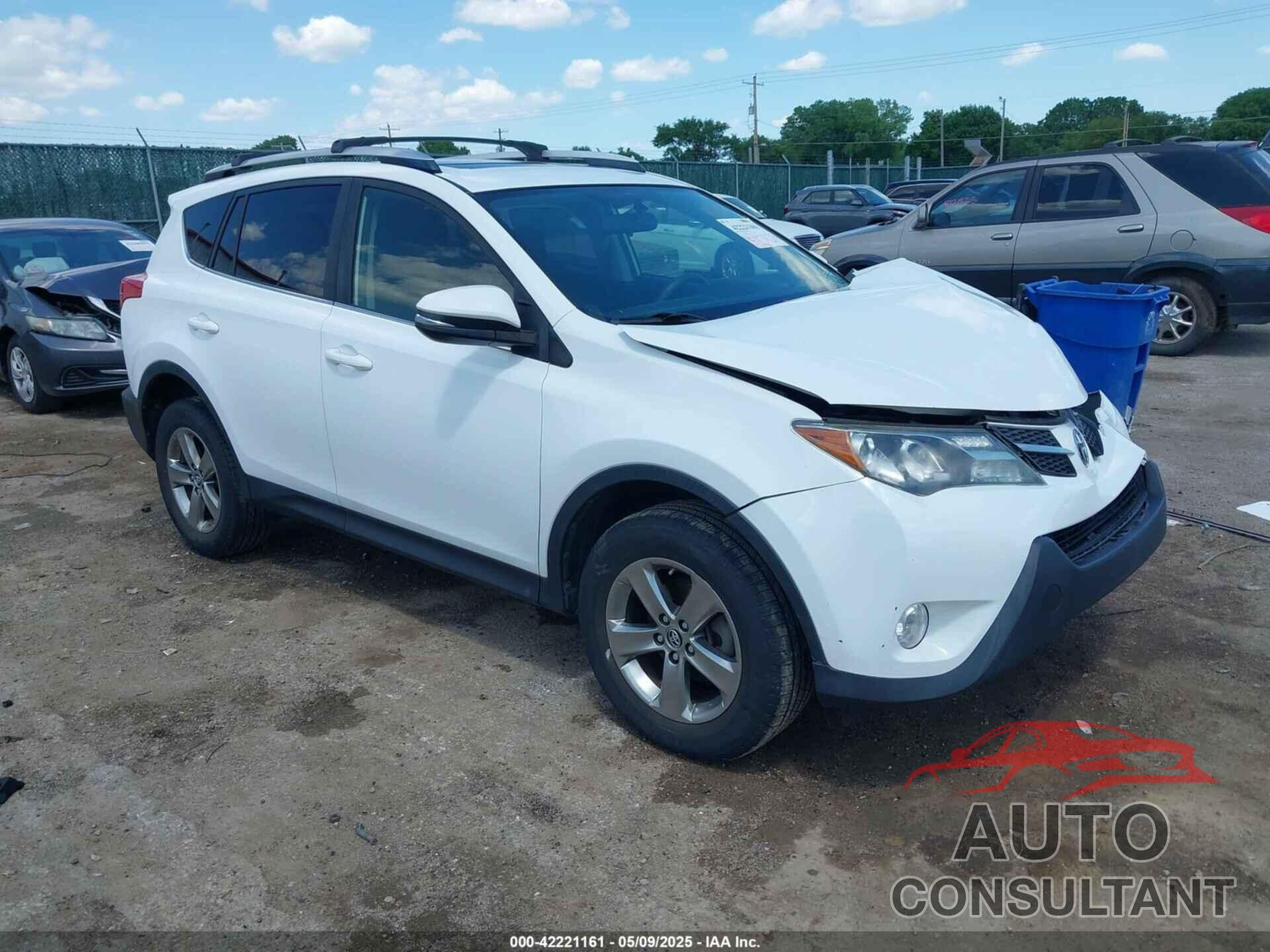 TOYOTA RAV4 2015 - JTMRFREVXFD114376