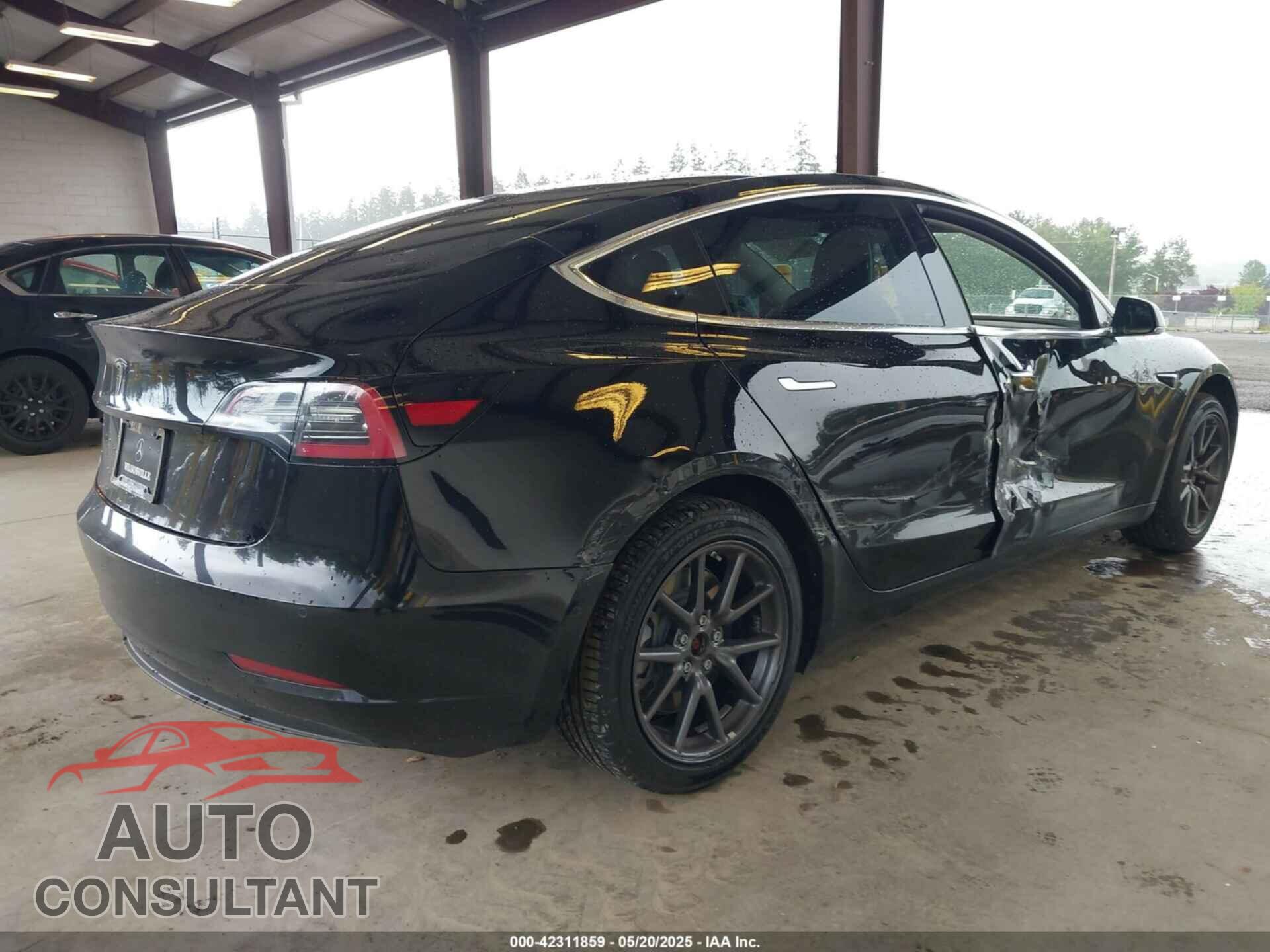 TESLA MODEL 3 2018 - 5YJ3E1EA4JF098376