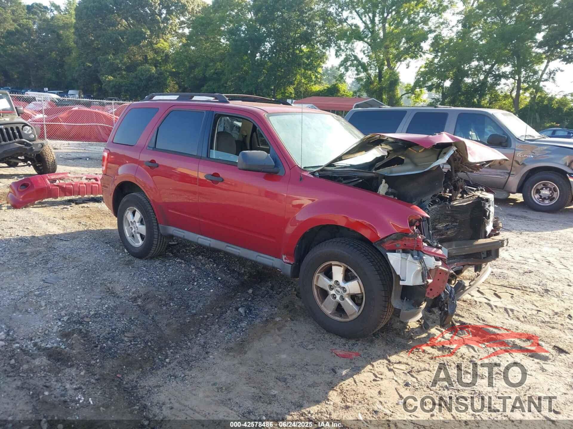 FORD ESCAPE 2010 - 1FMCU0C71AKB18733