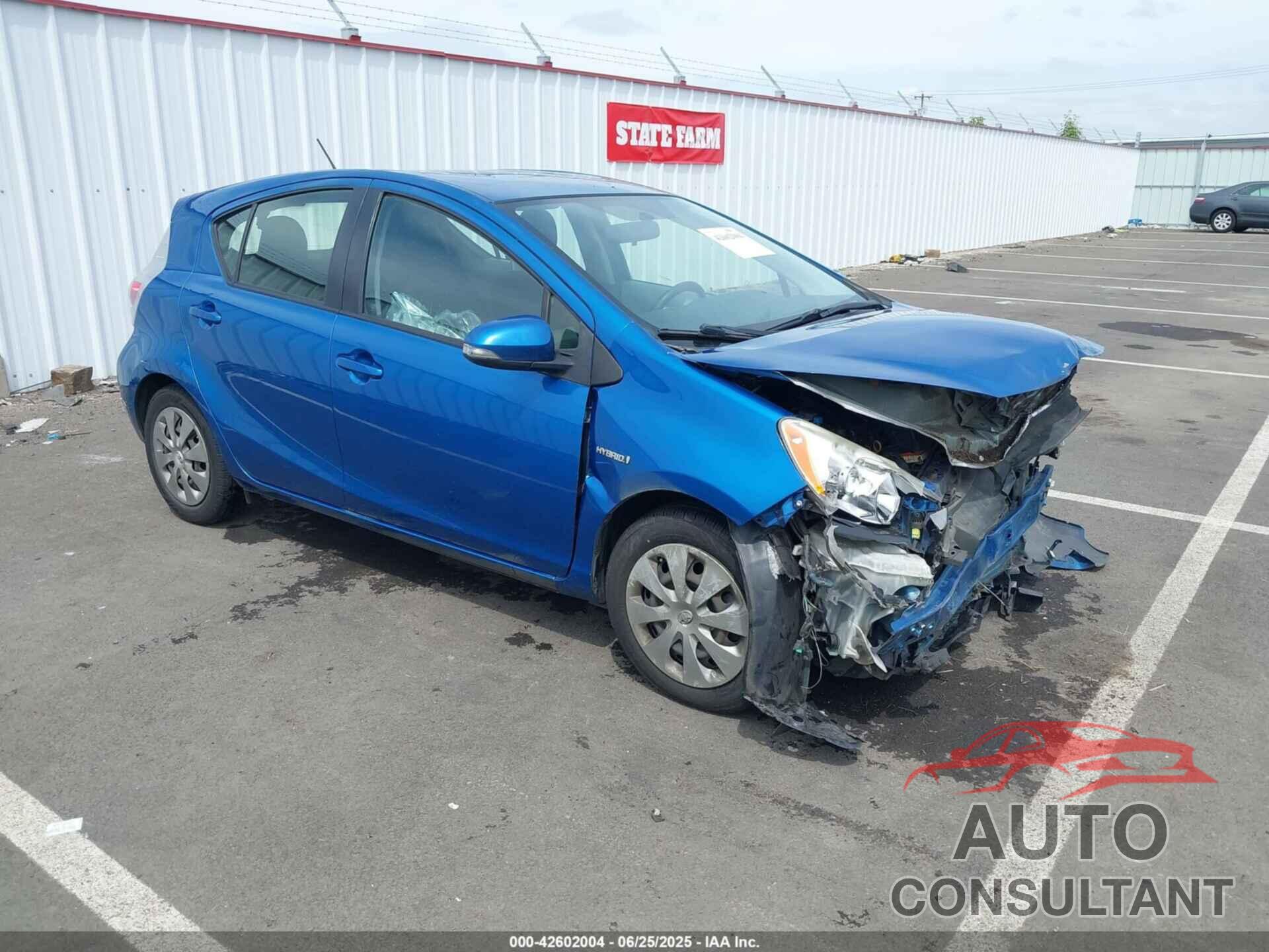 TOYOTA PRIUS C 2013 - JTDKDTB33D1037341