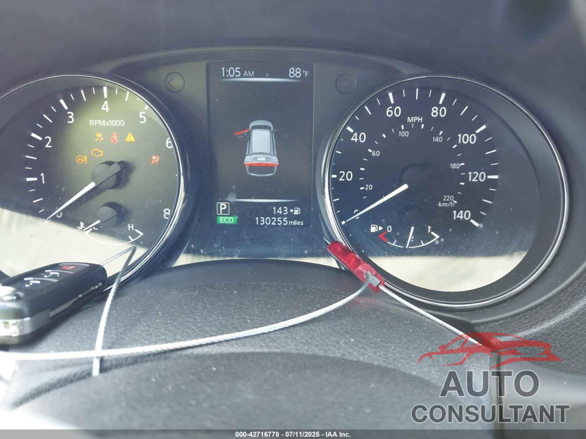 NISSAN ROGUE 2017 - 5N1AT2MV9HC785847