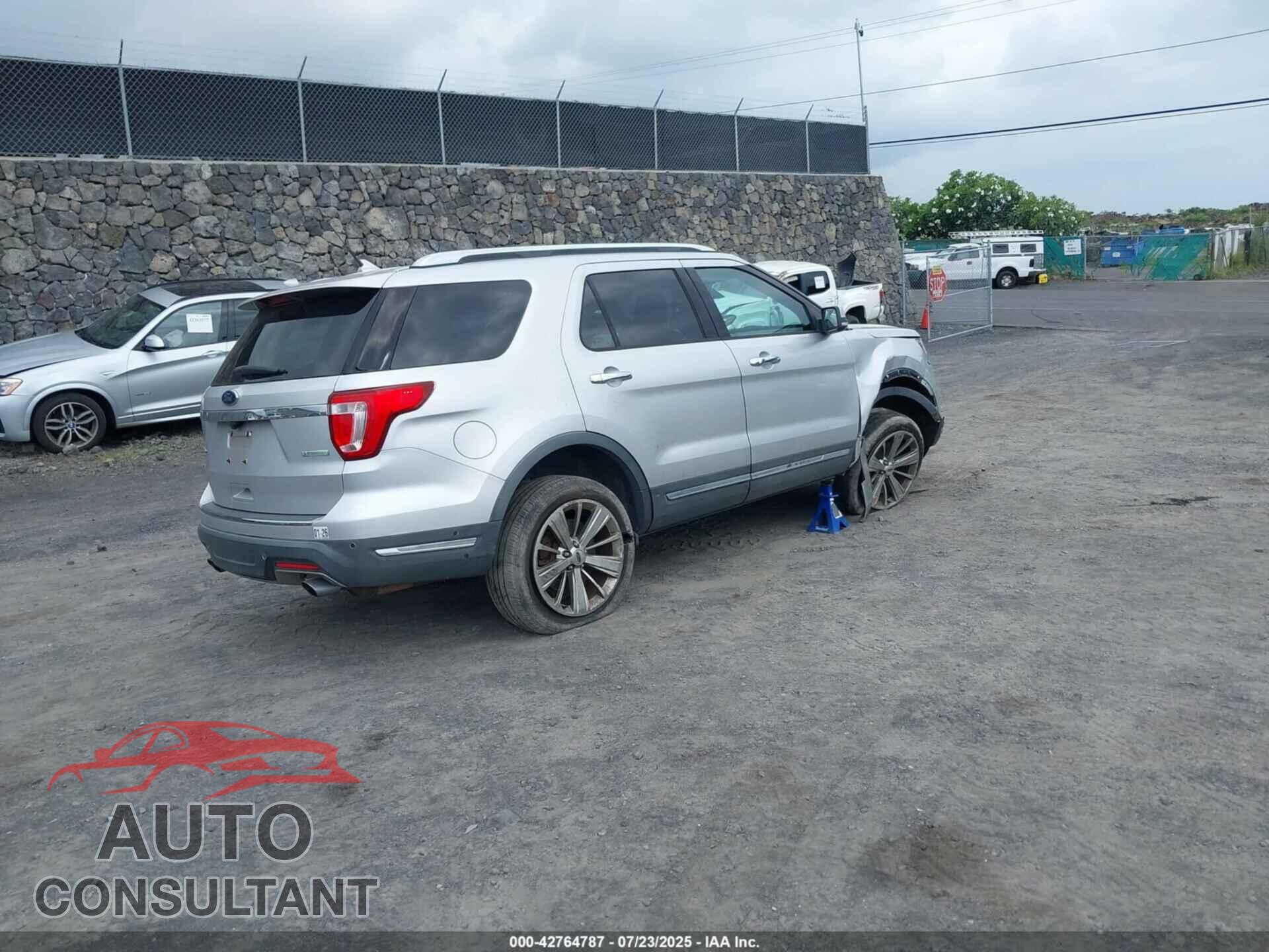 FORD EXPLORER 2018 - 1FM5K7FHXJGB09981