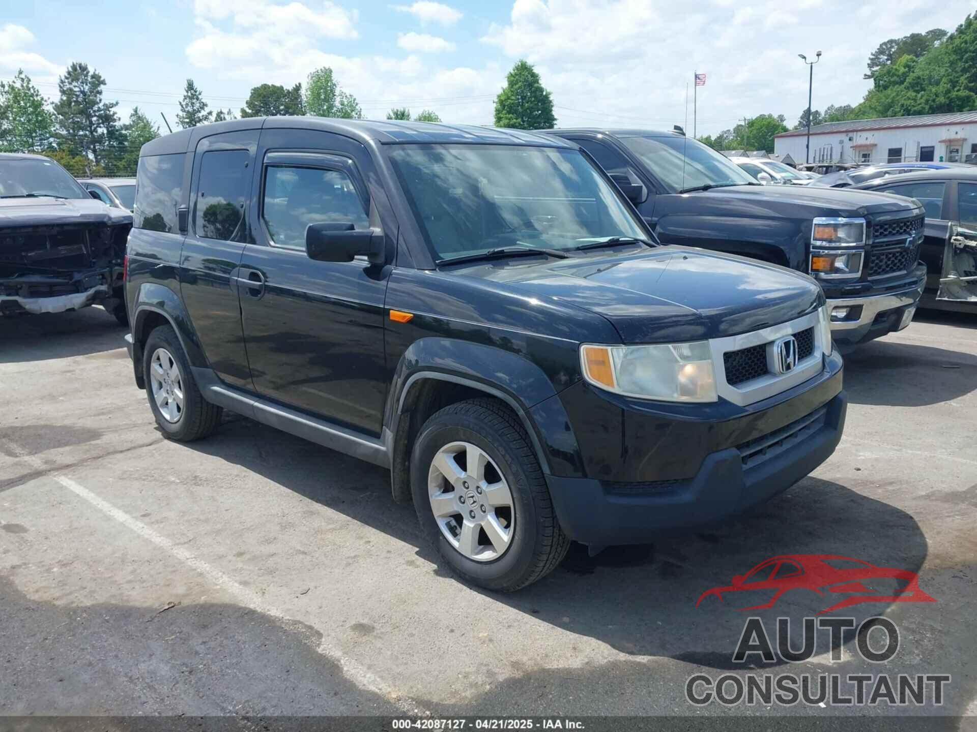 HONDA ELEMENT 2011 - 5J6YH1H75BL000235