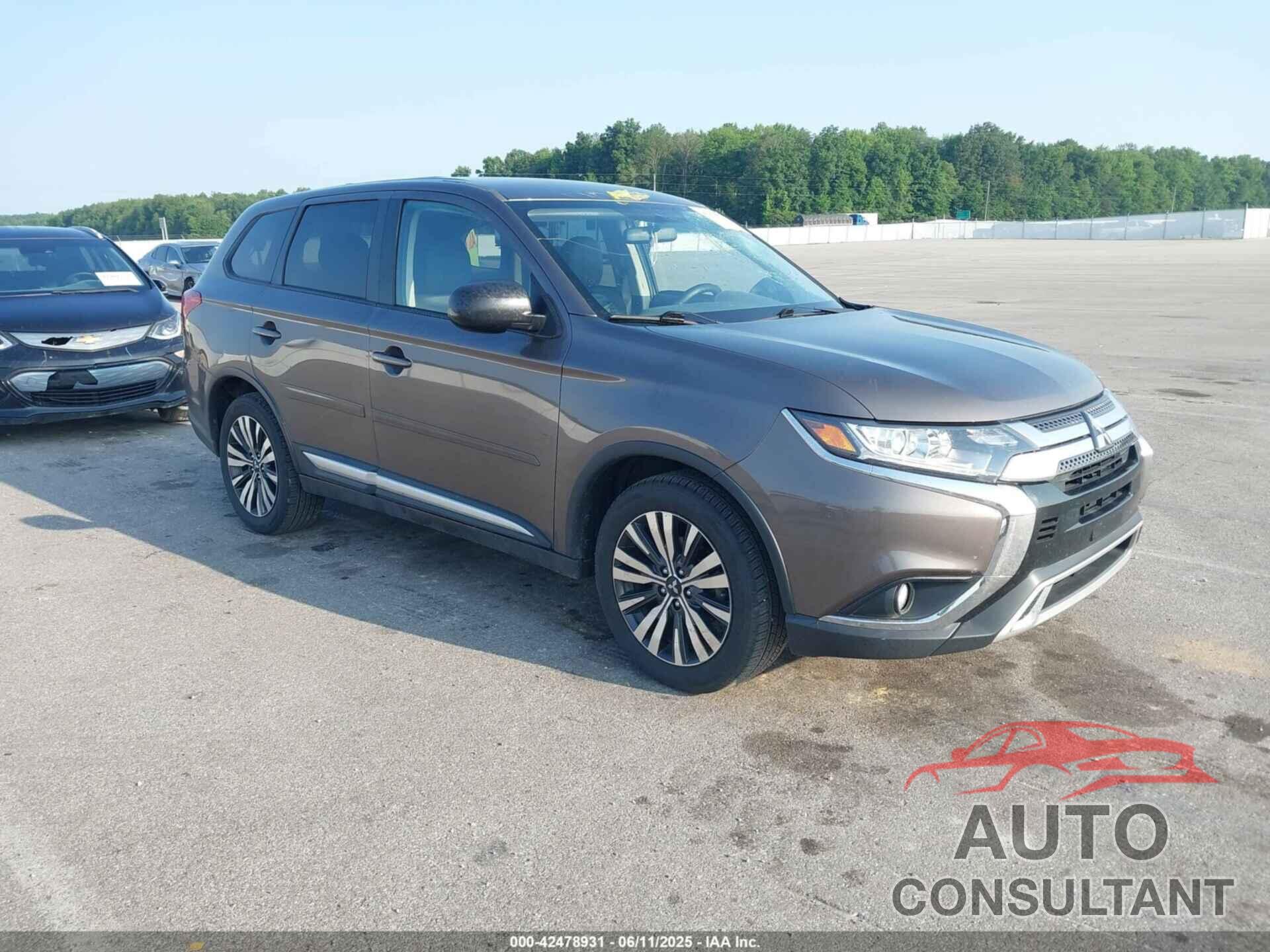 MITSUBISHI OUTLANDER 2019 - JA4AD2A37KZ011812