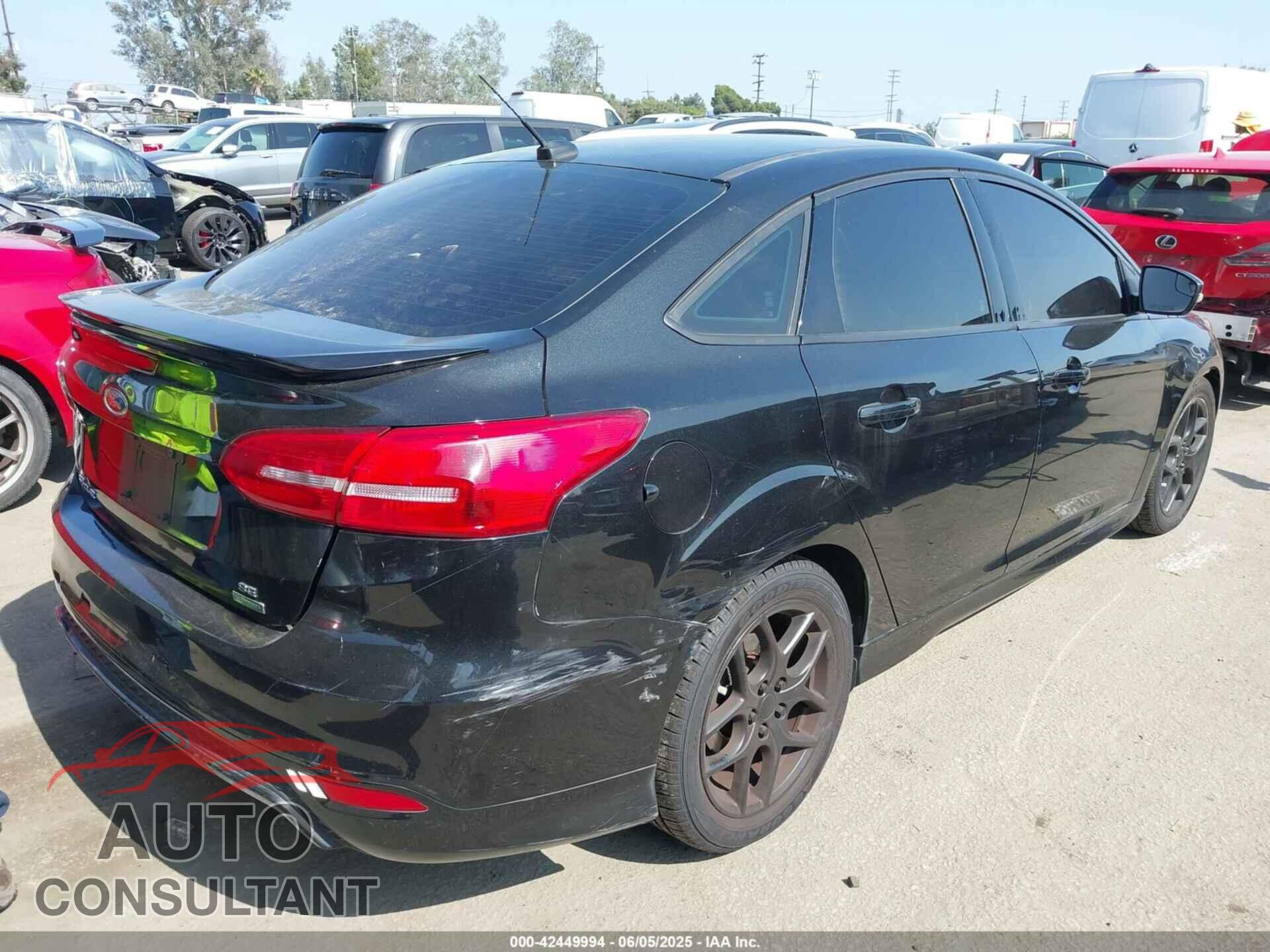 FORD FOCUS 2015 - 1FADP3FE0FL231799