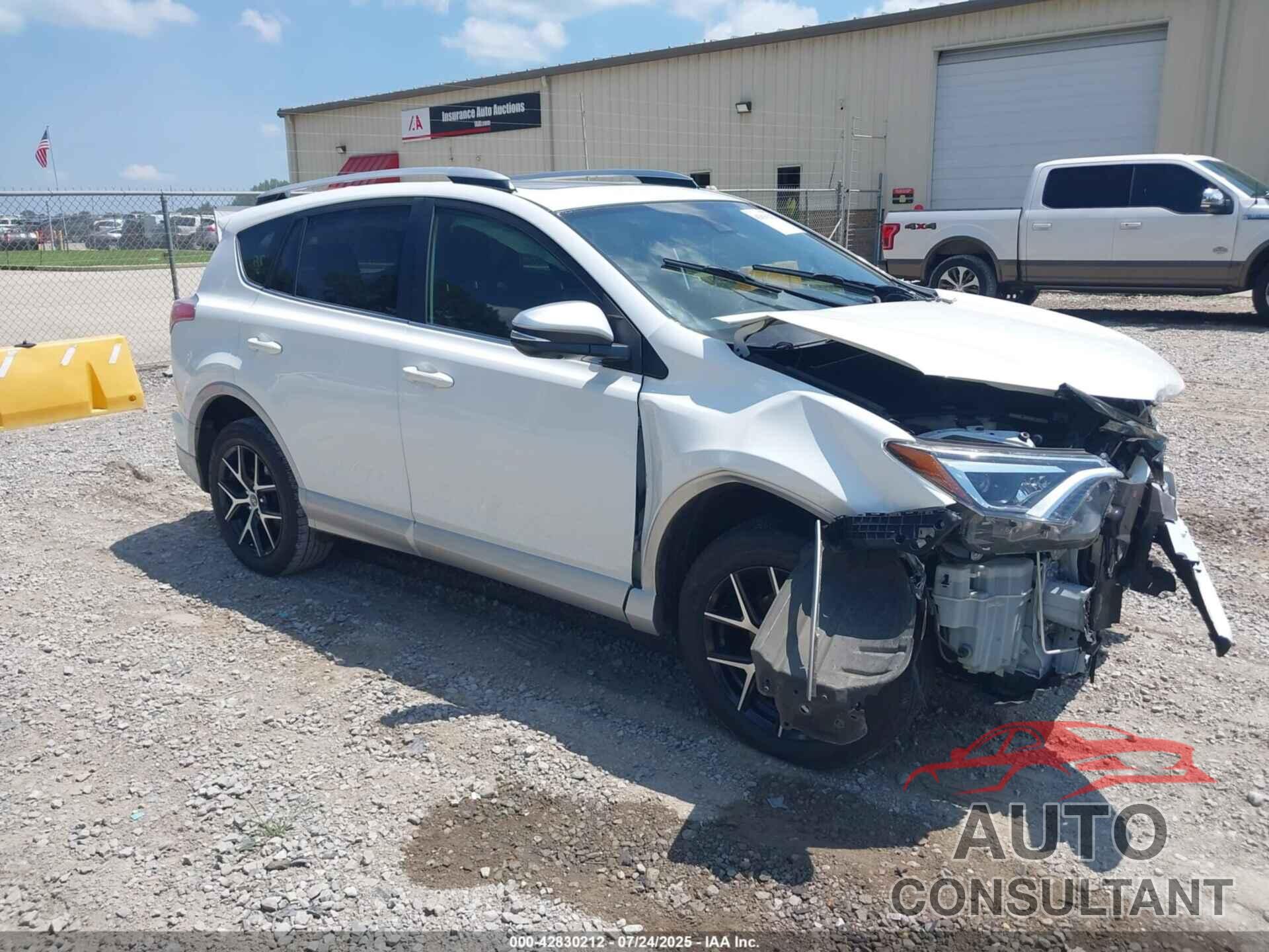 TOYOTA RAV4 2016 - JTMNFREV2GJ071959