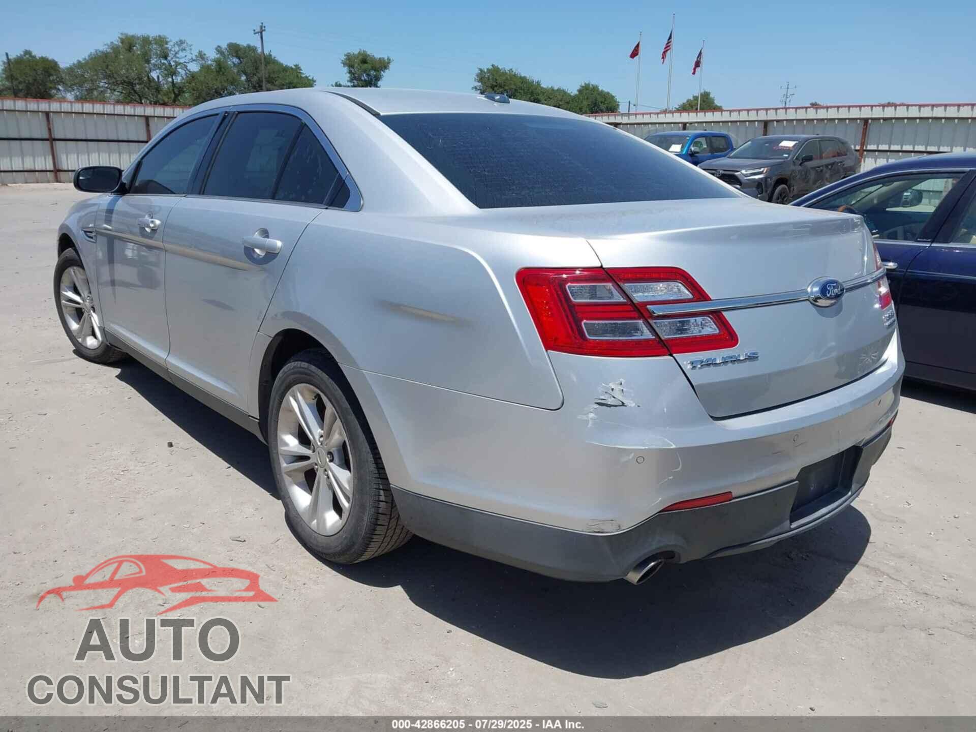 FORD TAURUS 2014 - 1FAHP2E84EG117416
