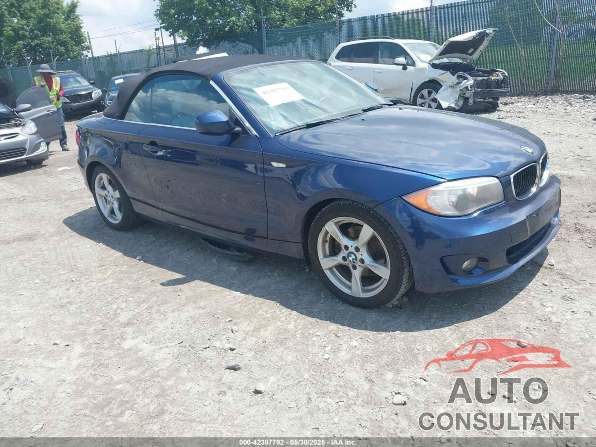 BMW 128I 2012 - WBAUN1C56CVR00132