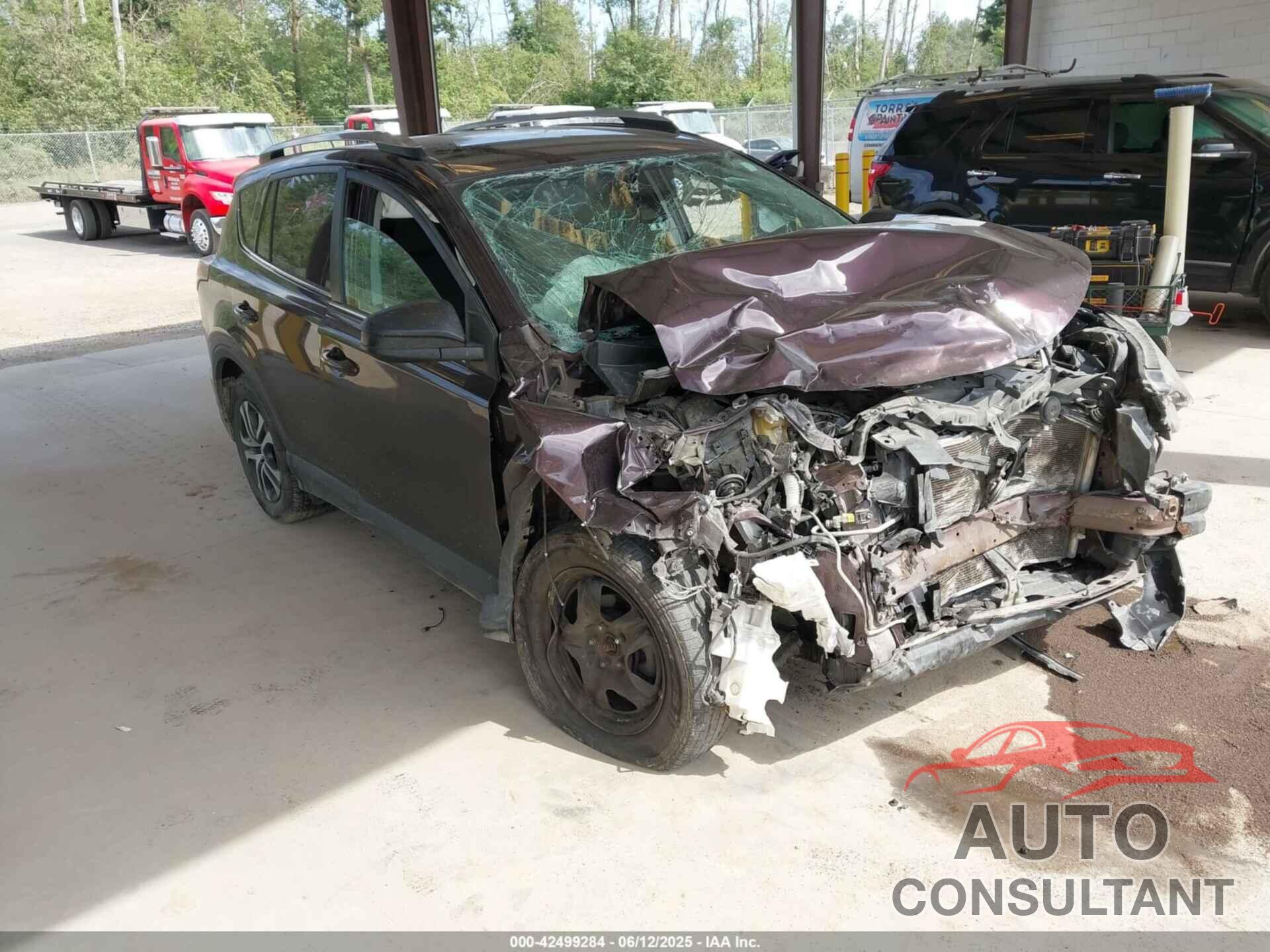 TOYOTA RAV4 2018 - 2T3BFREV9JW760327