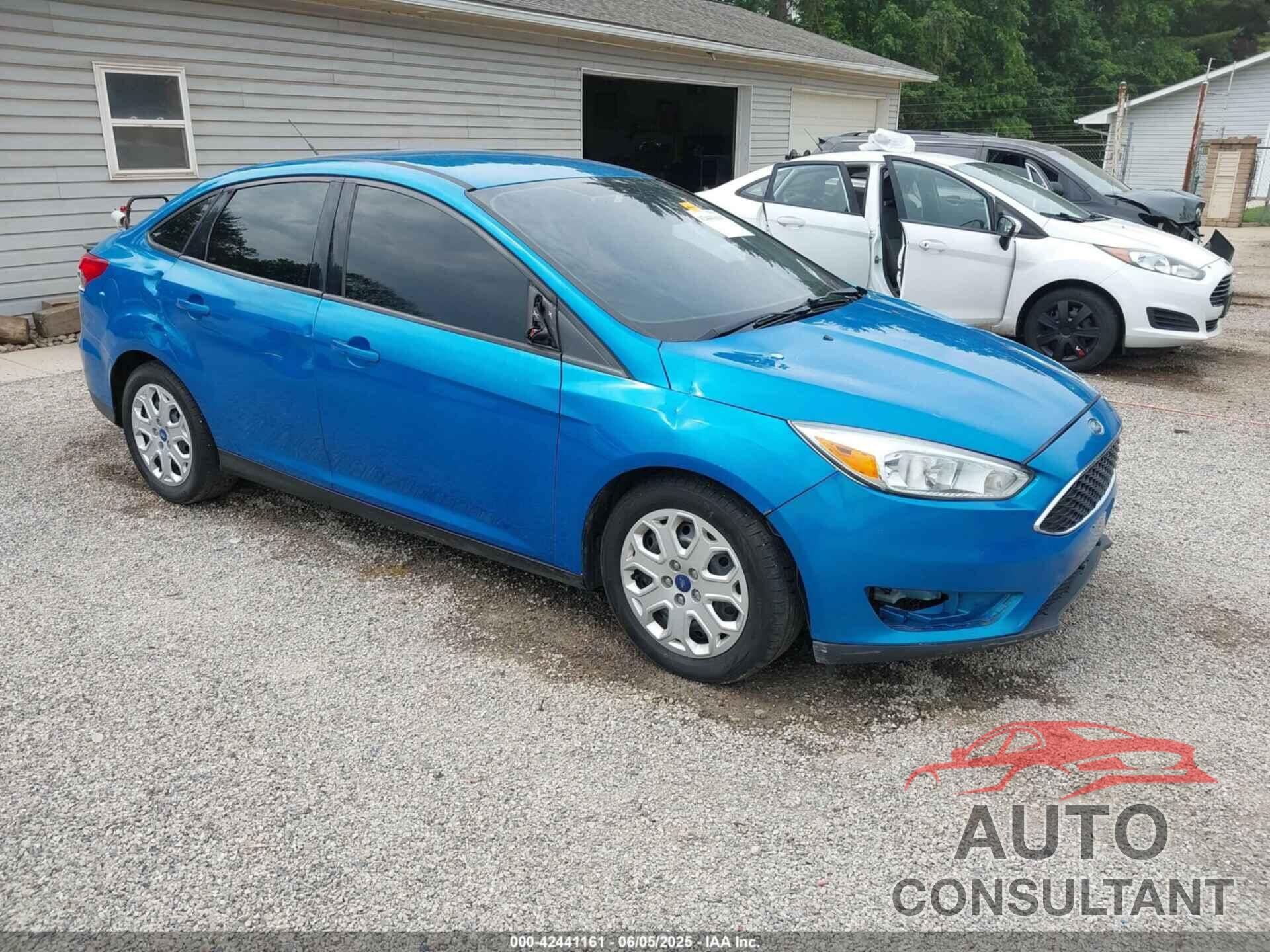 FORD FOCUS 2015 - 1FADP3F21FL274182