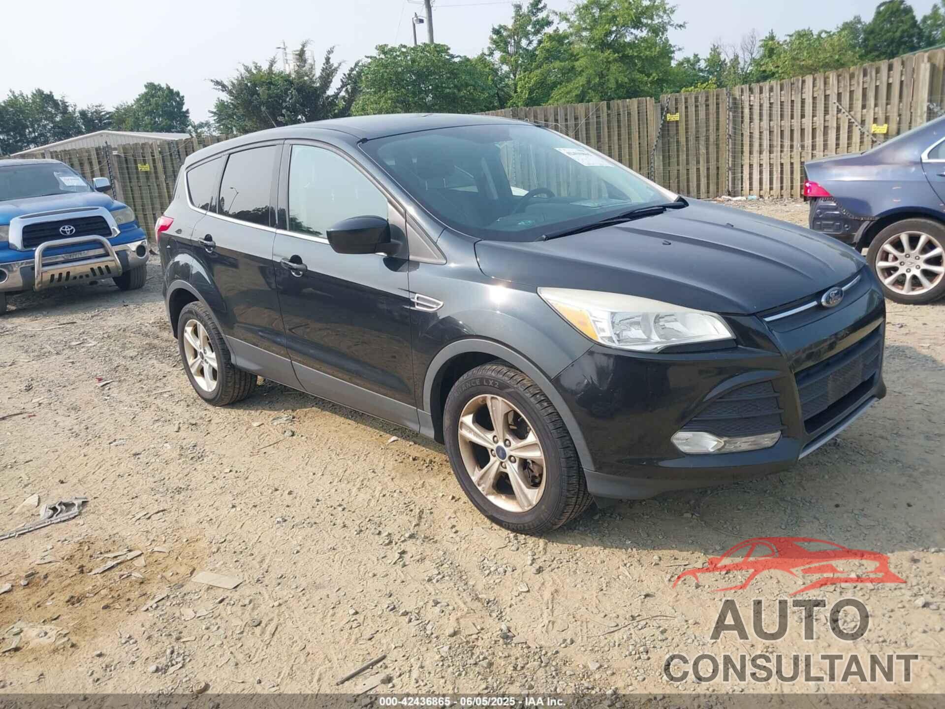 FORD ESCAPE 2015 - 1FMCU9GX1FUC24111
