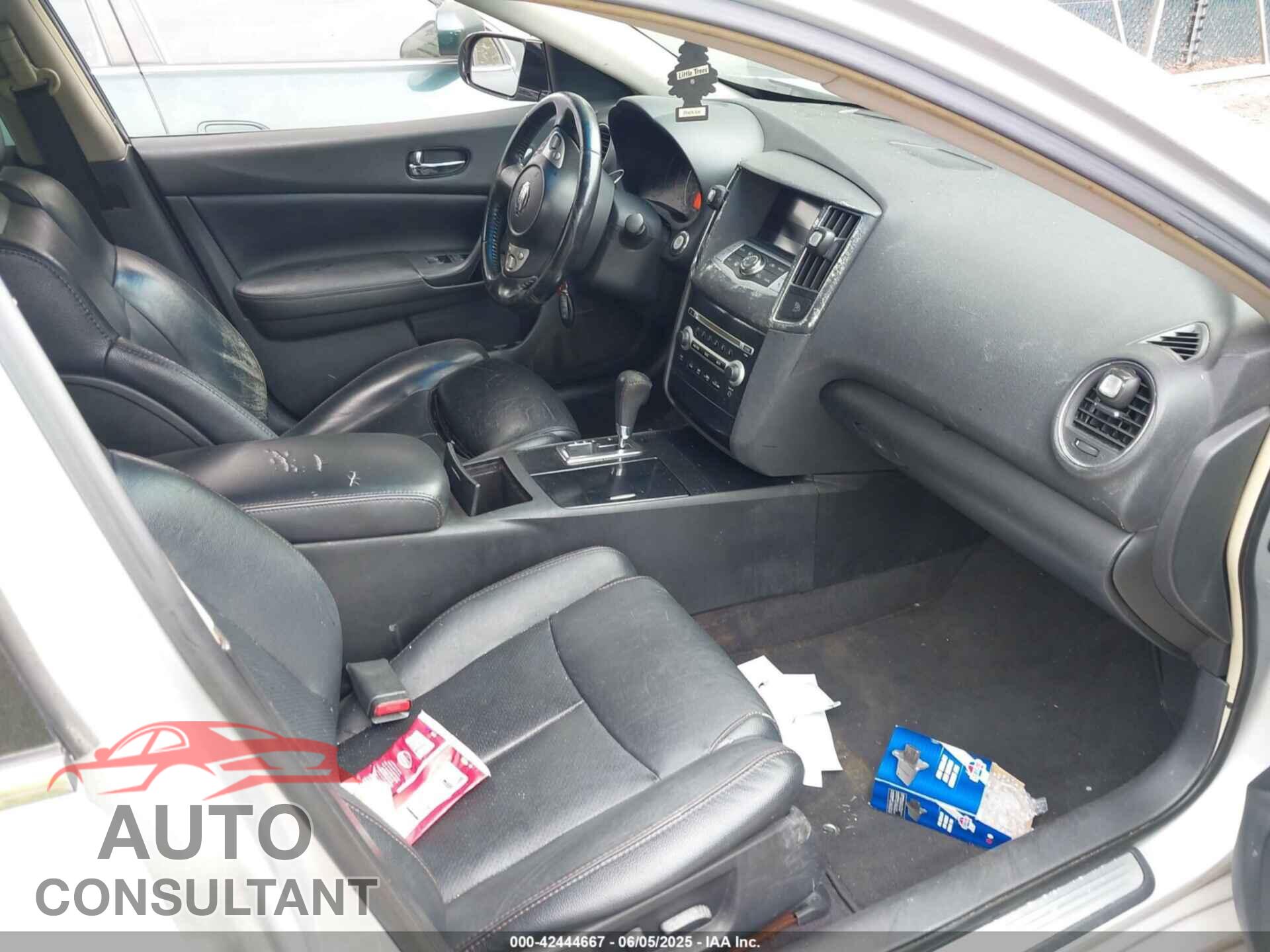NISSAN MAXIMA 2011 - 1N4AA5AP8BC801910