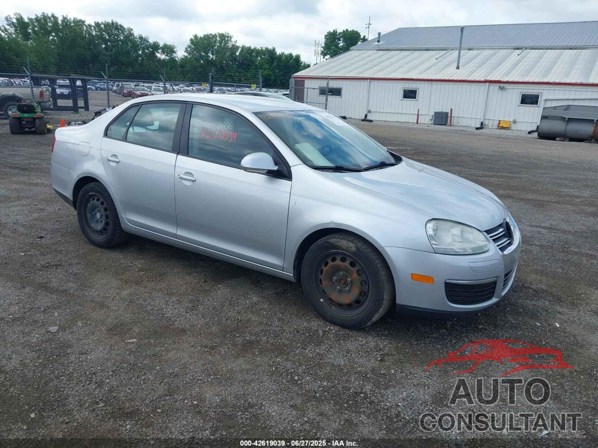 VOLKSWAGEN JETTA 2010 - 3VWJX7AJ2AM061393