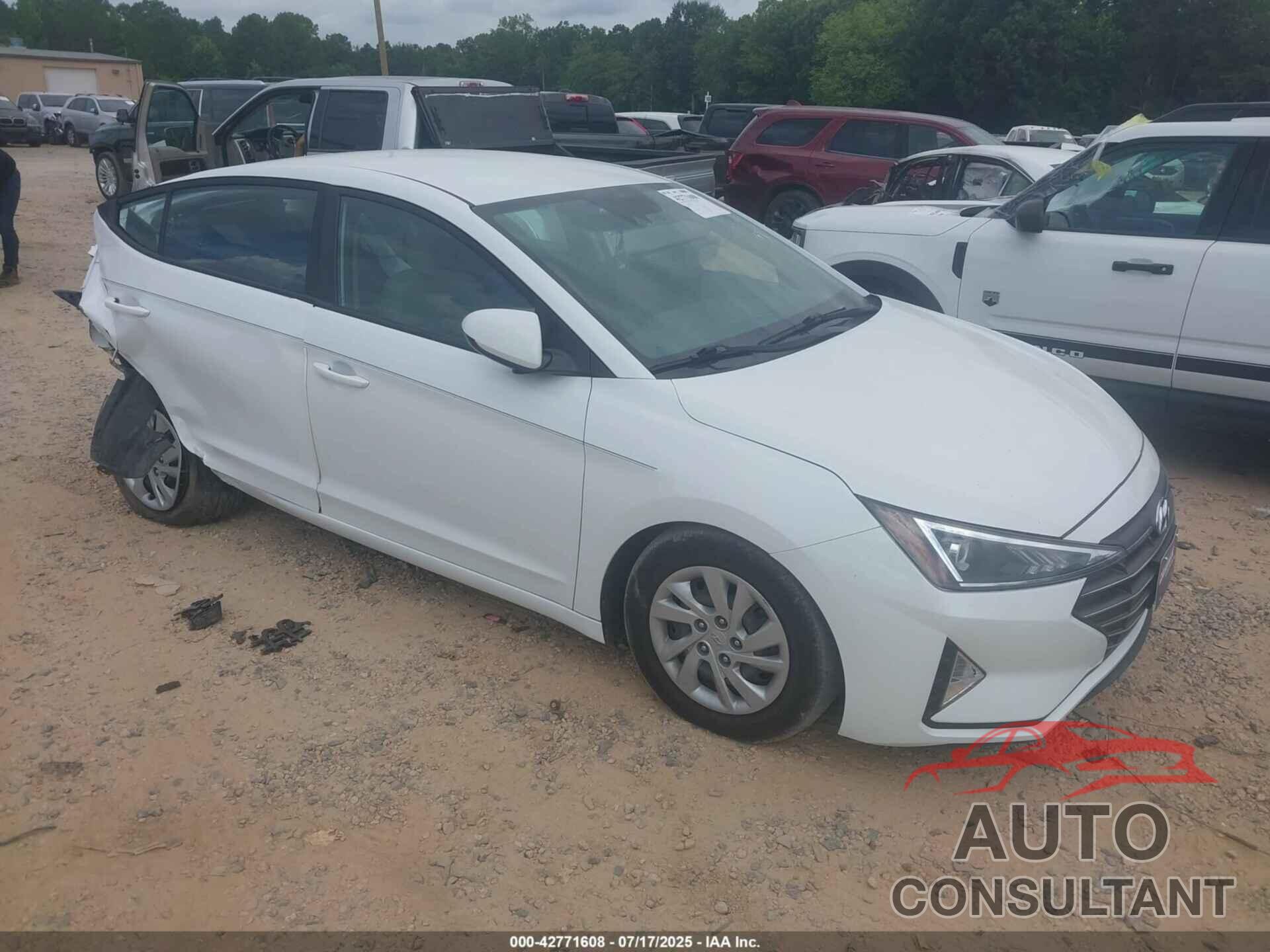HYUNDAI ELANTRA 2020 - 5NPD74LF3LH619008