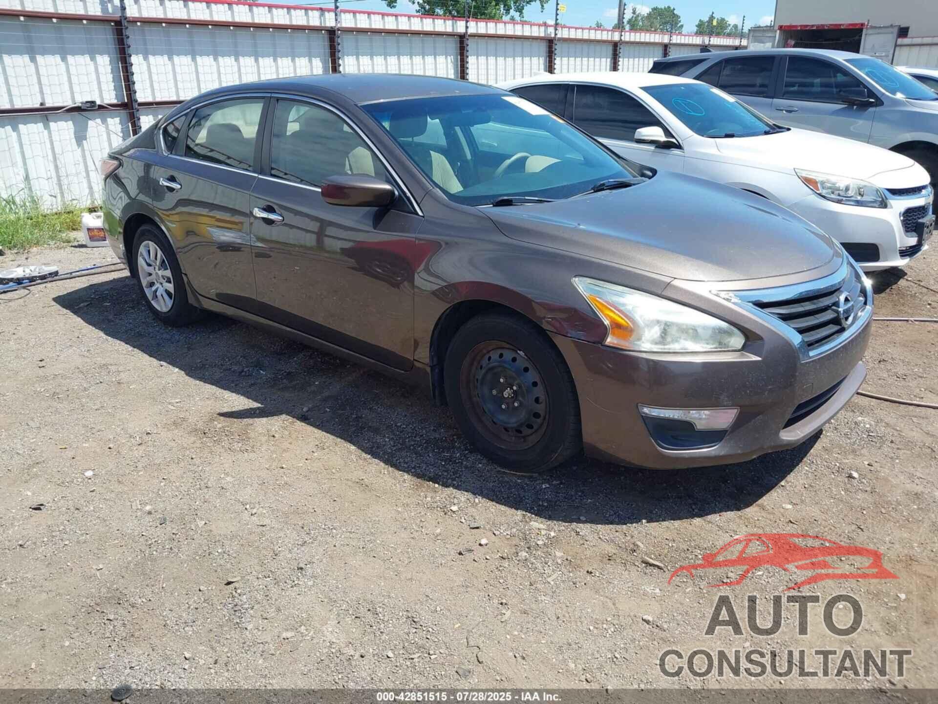 NISSAN ALTIMA 2015 - 1N4AL3AP1FN306084