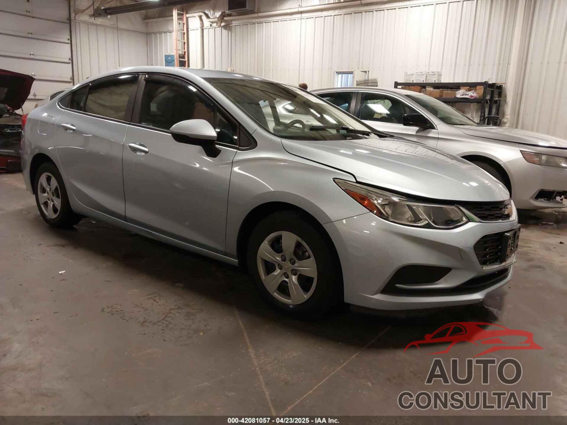 CHEVROLET CRUZE 2018 - 1G1BC5SMXJ7106633