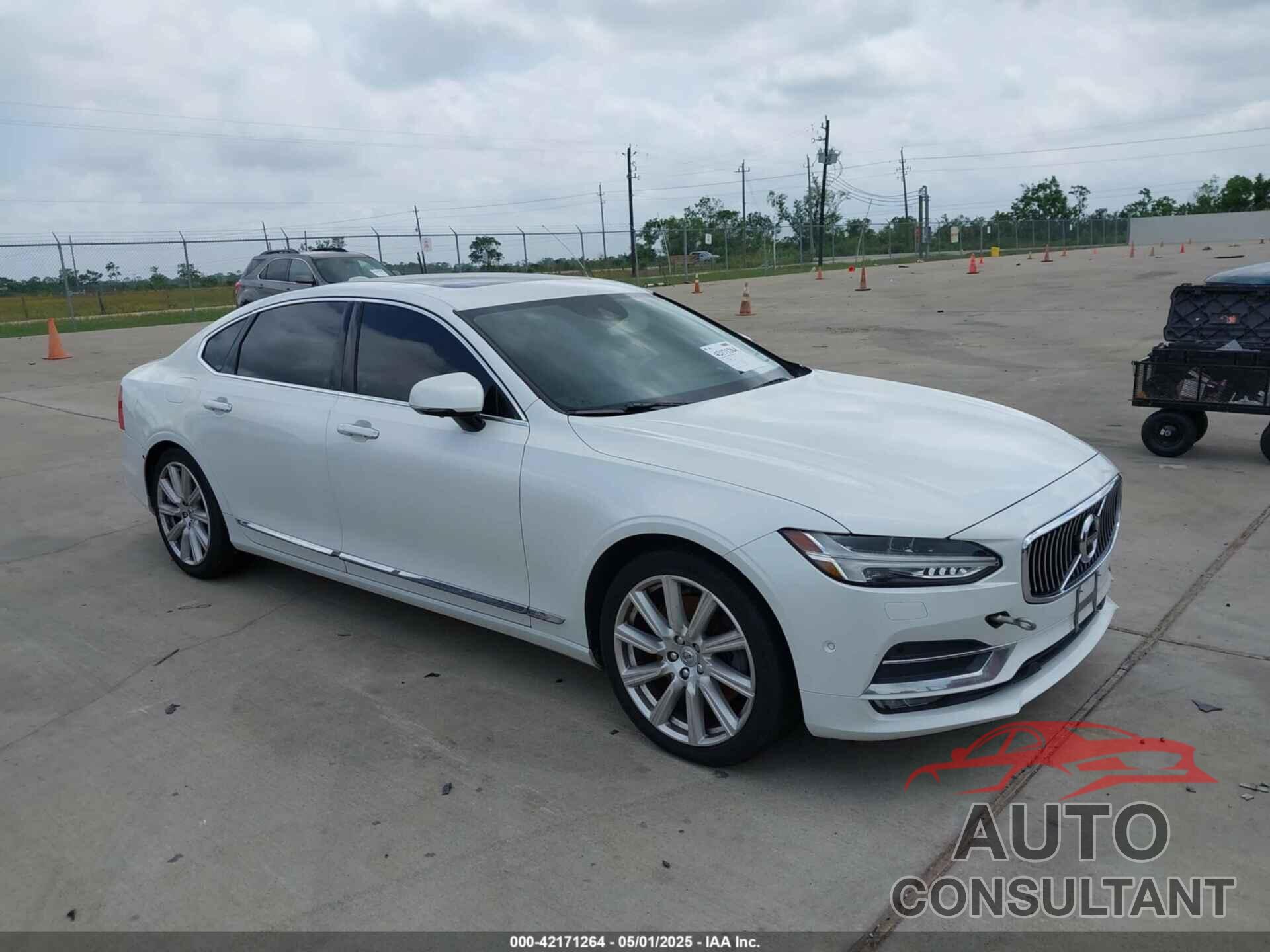 VOLVO S90 2018 - LVY992ML4JP006883