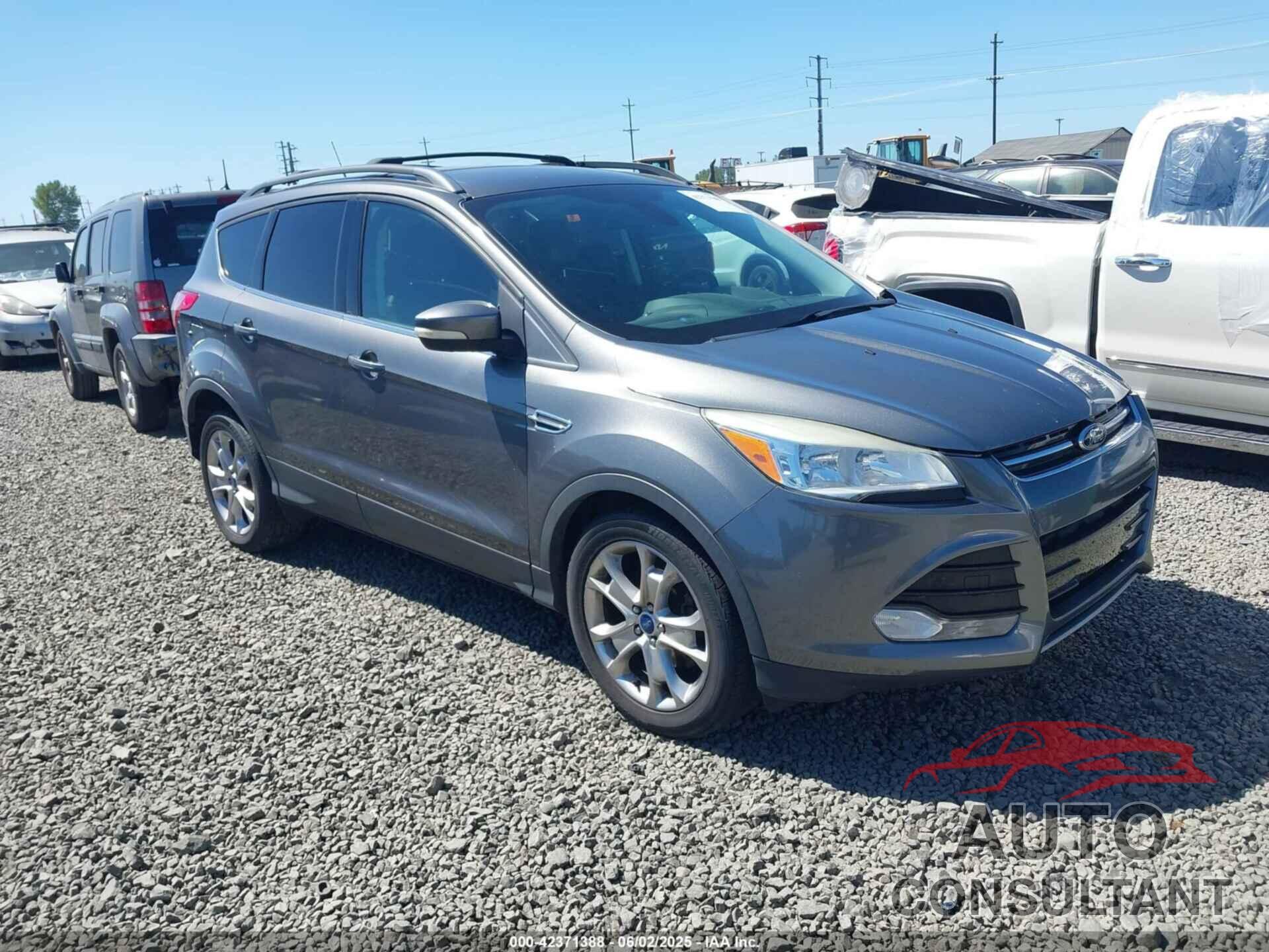 FORD ESCAPE 2013 - 1FMCU0HX6DUA08682