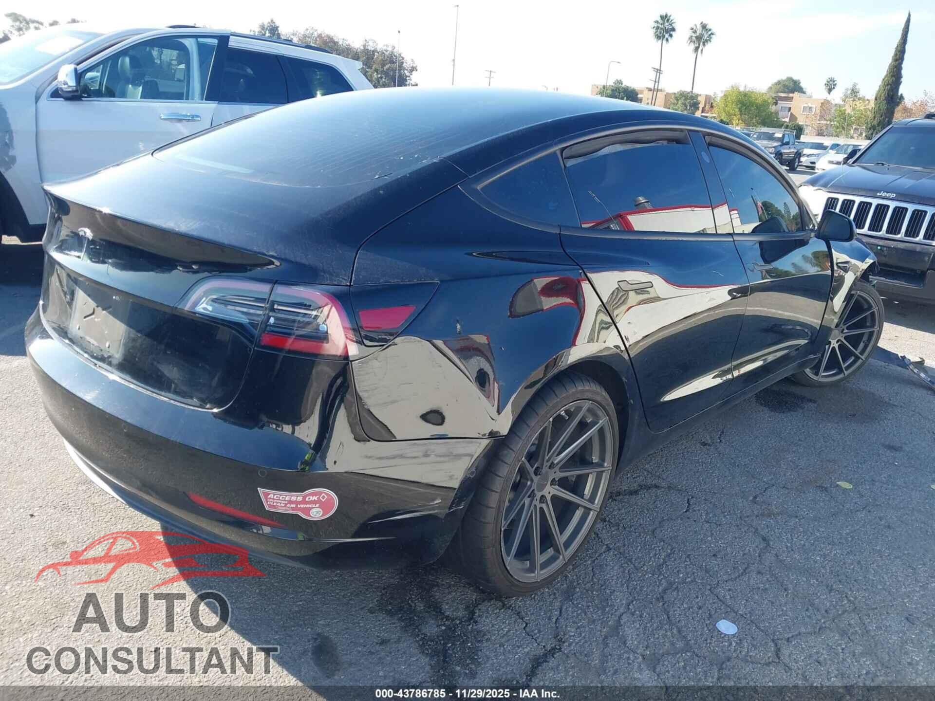 TESLA MODEL 3 2017 - 5YJ3E1EA7HF000404