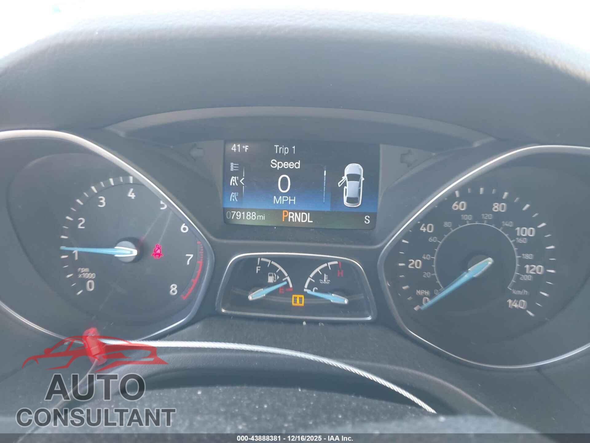 FORD FOCUS 2018 - 1FADP3F20JL215570