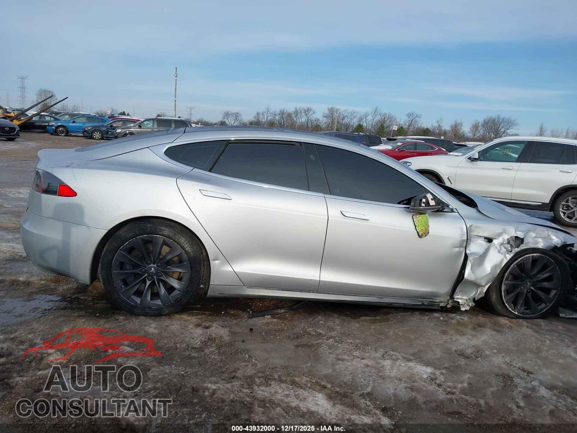 TESLA MODEL S 2017 - 5YJSA1E24HF217957