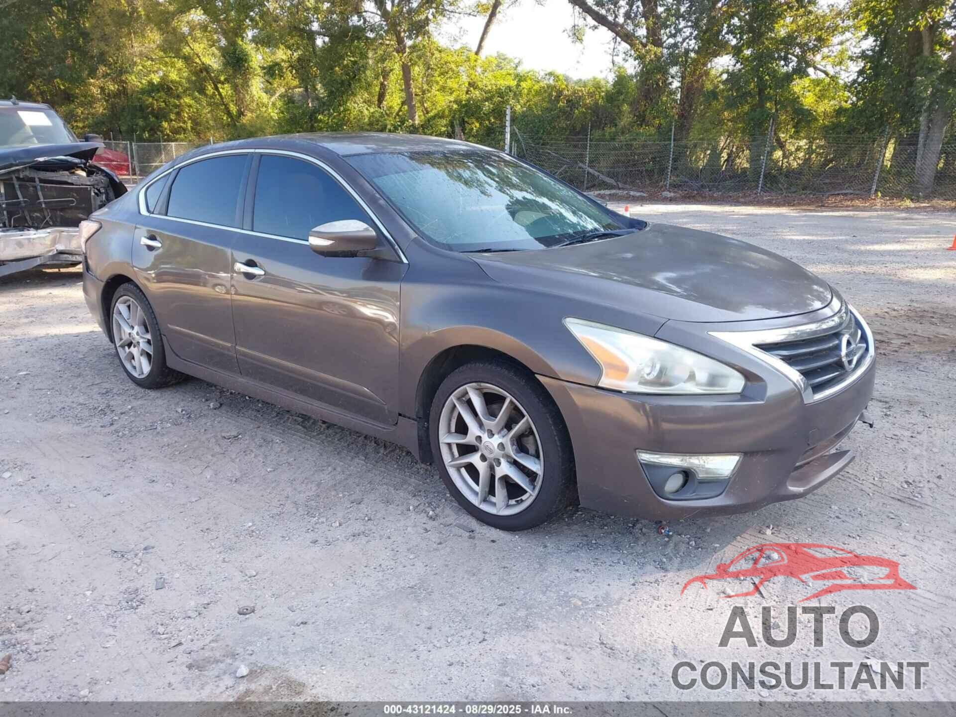 NISSAN ALTIMA 2014 - 1N4AL3AP3EN246355