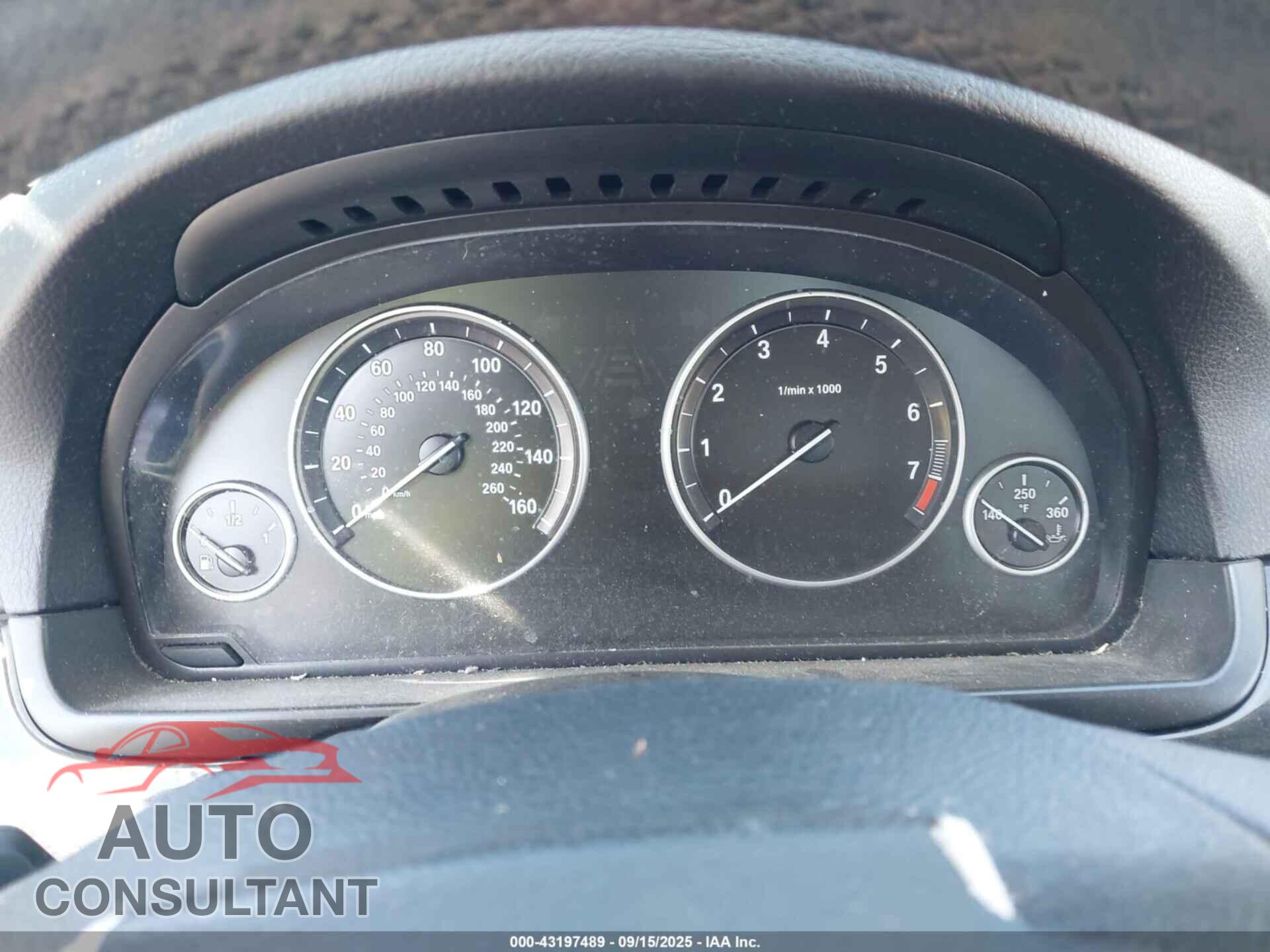 BMW 528I 2012 - WBAXH5C59CDW04782