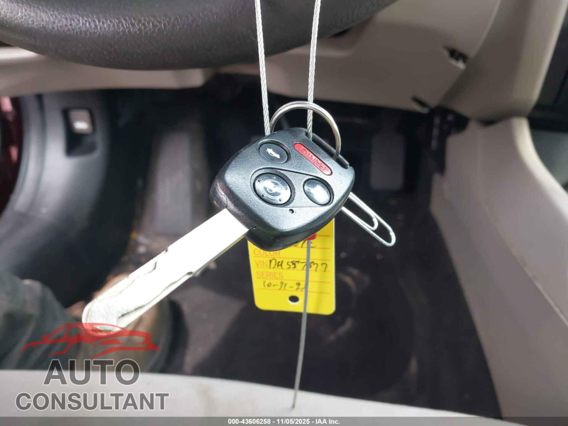 HONDA CIVIC 2013 - 2HGFB2F83DH557677