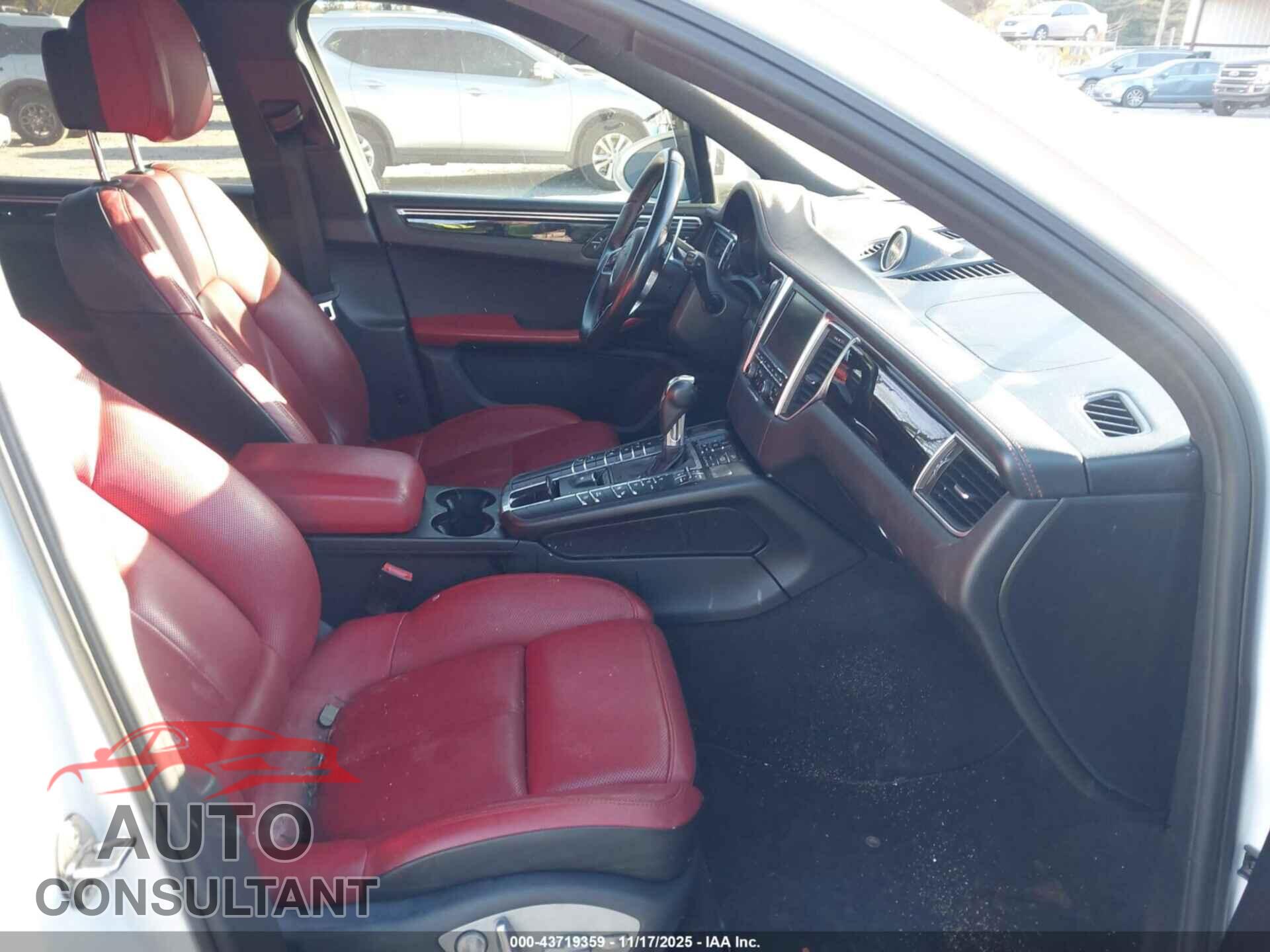 PORSCHE MACAN 2016 - WP1AB2A55GLB56773