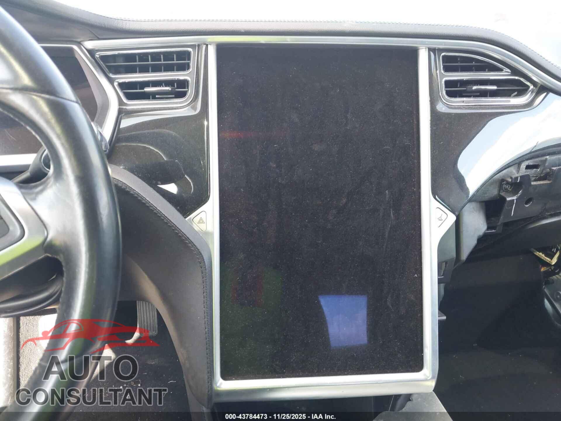 TESLA MODEL S 2013 - 5YJSA1AC1DFP10200