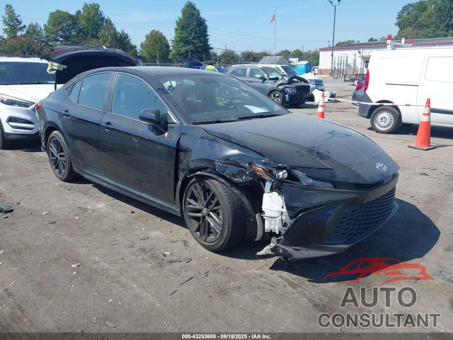 TOYOTA CAMRY 2025 - 4T1DAACK9SU142923