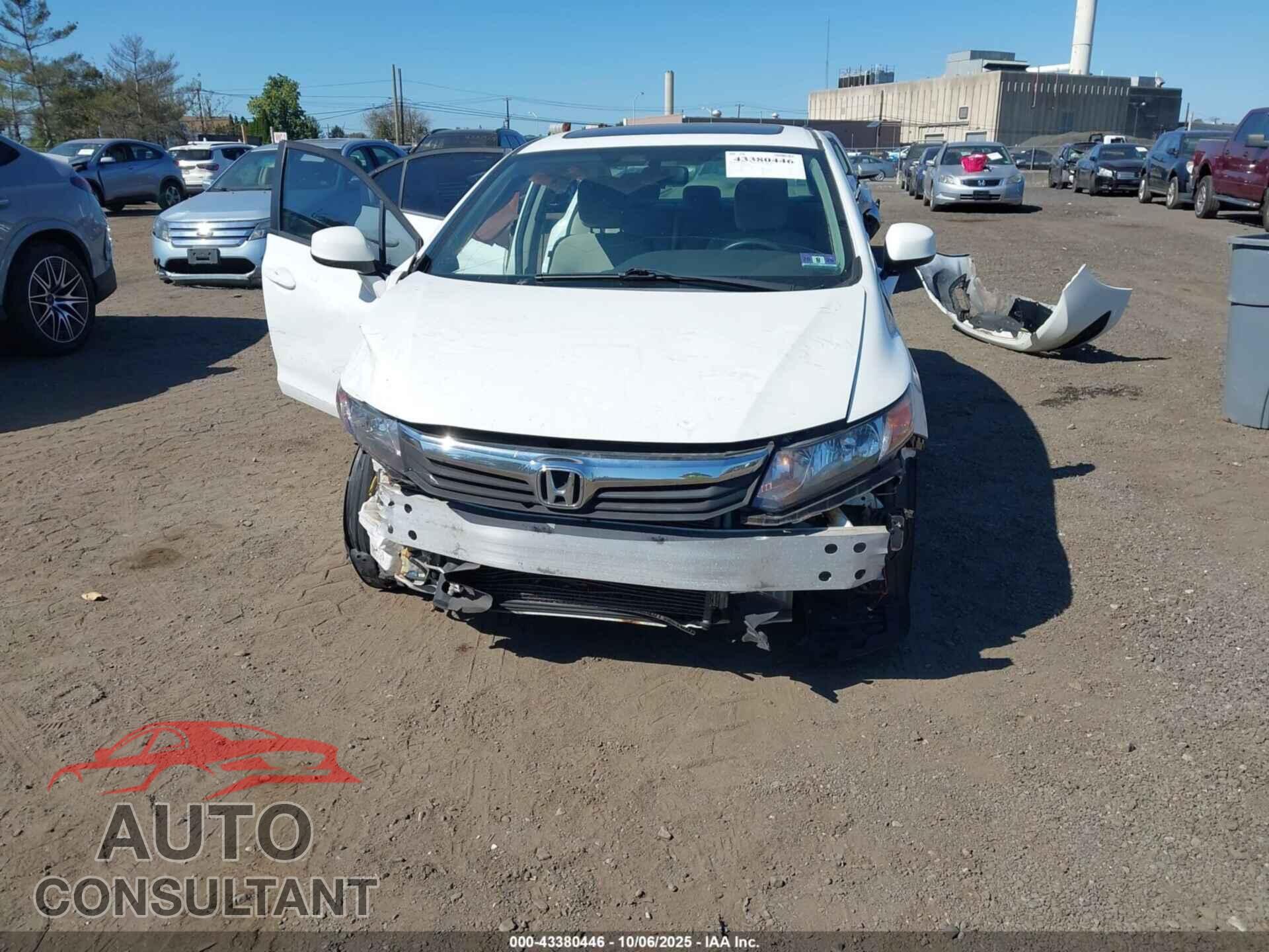HONDA CIVIC 2012 - 2HGFB2F83CH320072