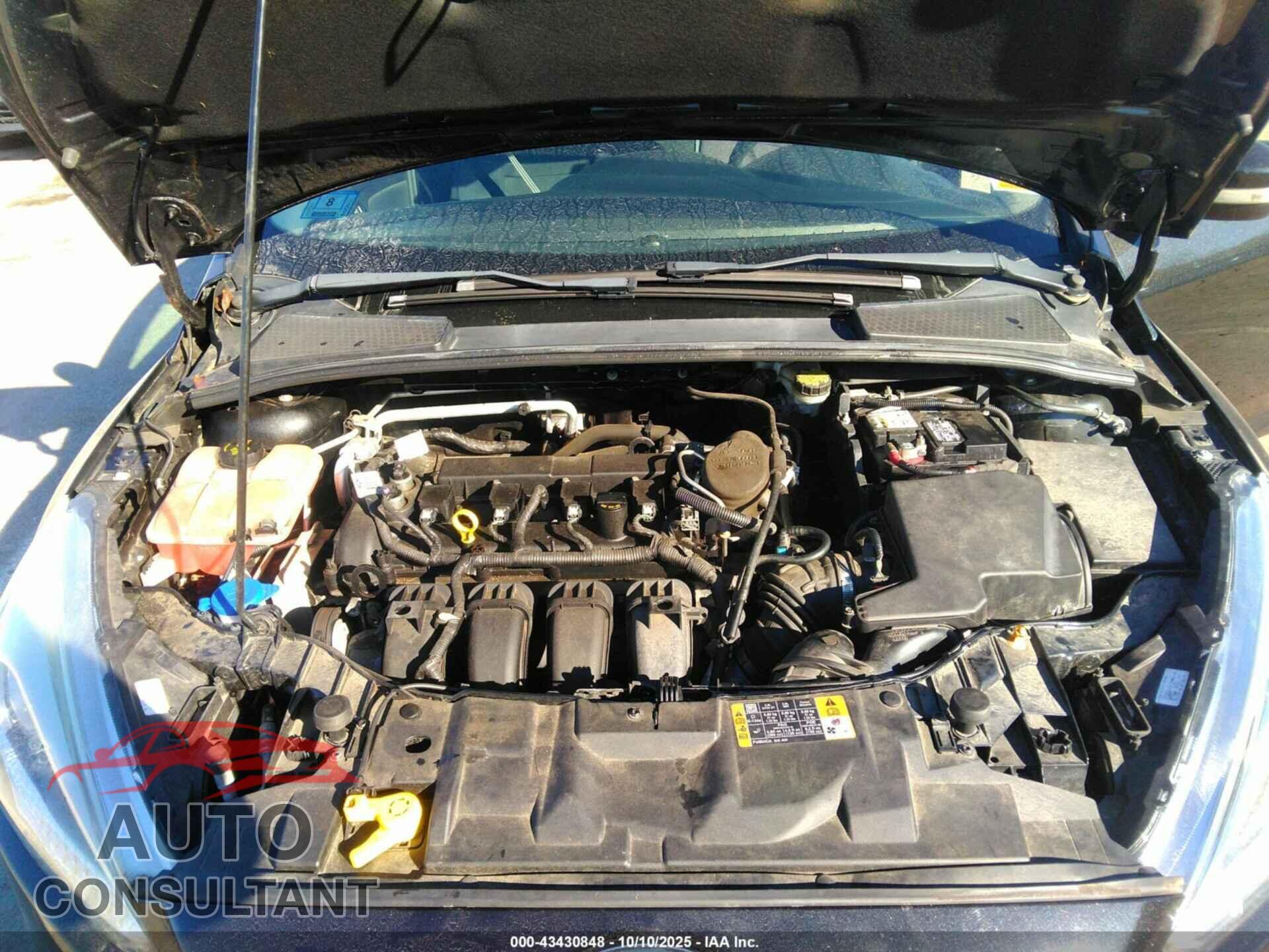 FORD FOCUS 2015 - 1FADP3F29FL212870