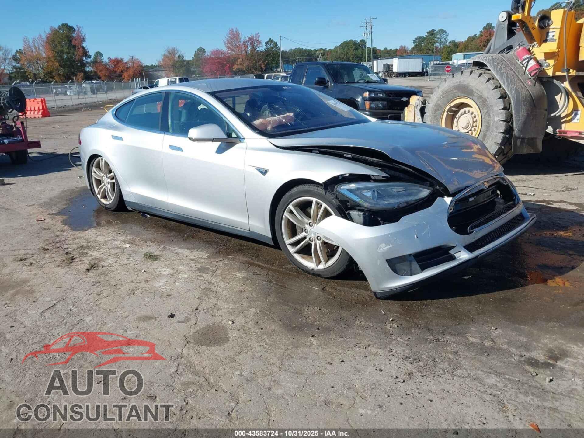TESLA MODEL S 2013 - 5YJSA1CG9DFP03544