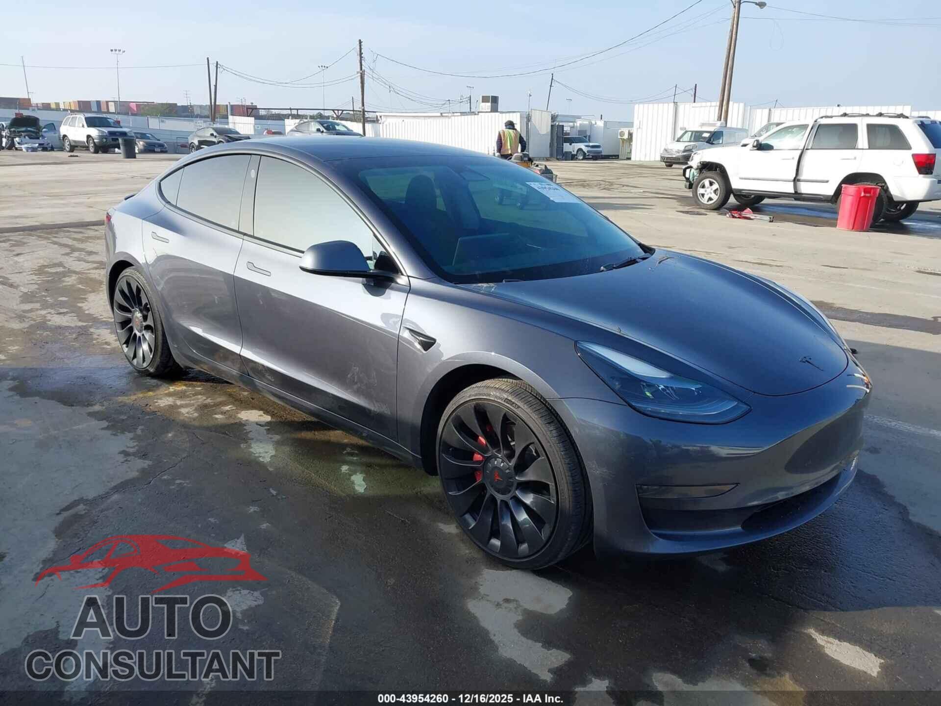 TESLA MODEL 3 2023 - 5YJ3E1EA3PF651432